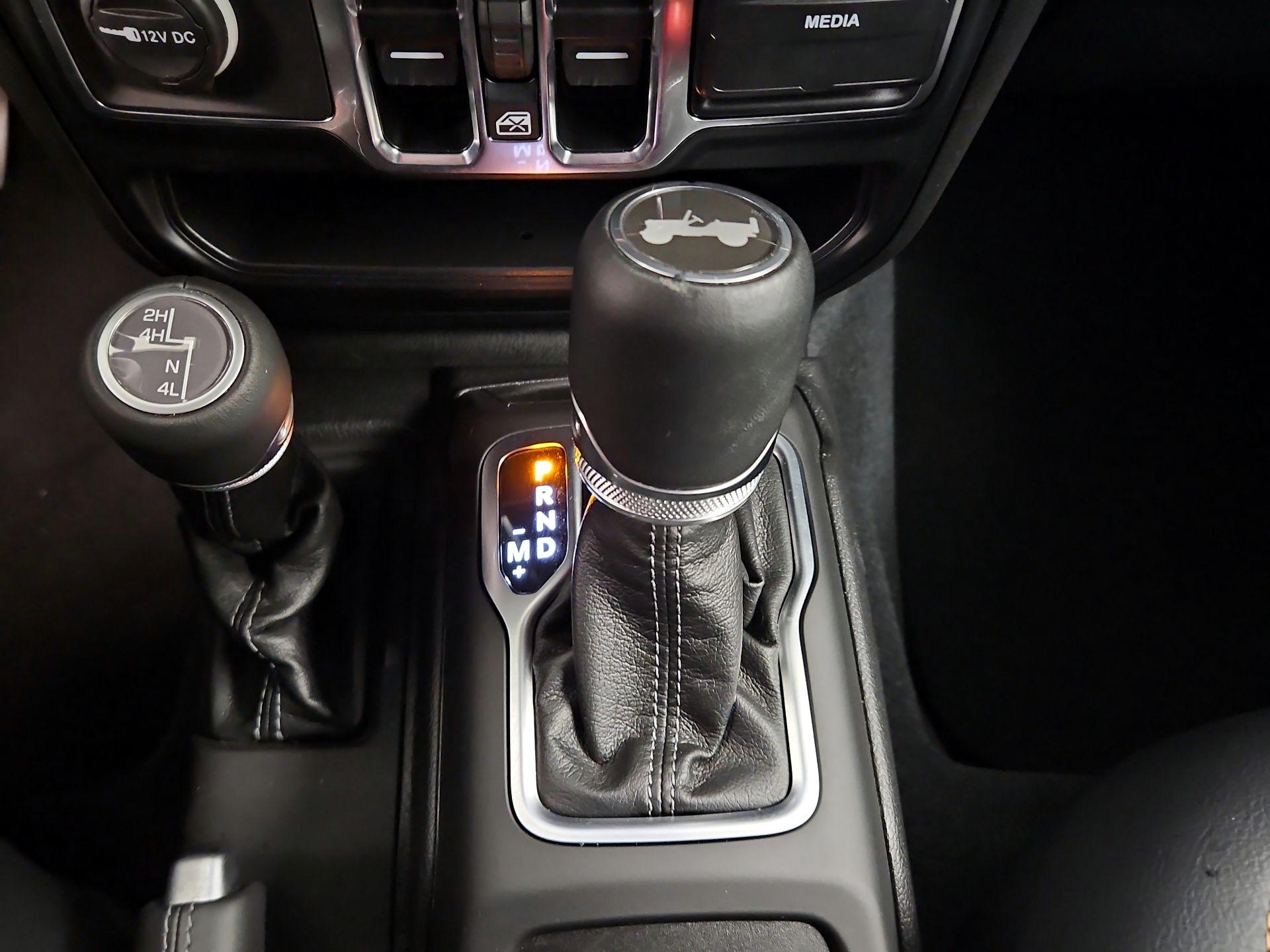 Thumbnail: 2024 Jeep Wrangler - 18