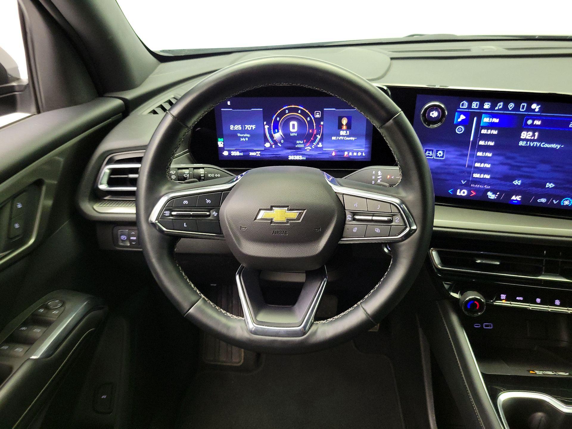 Thumbnail: 2024 Chevrolet Traverse - 10