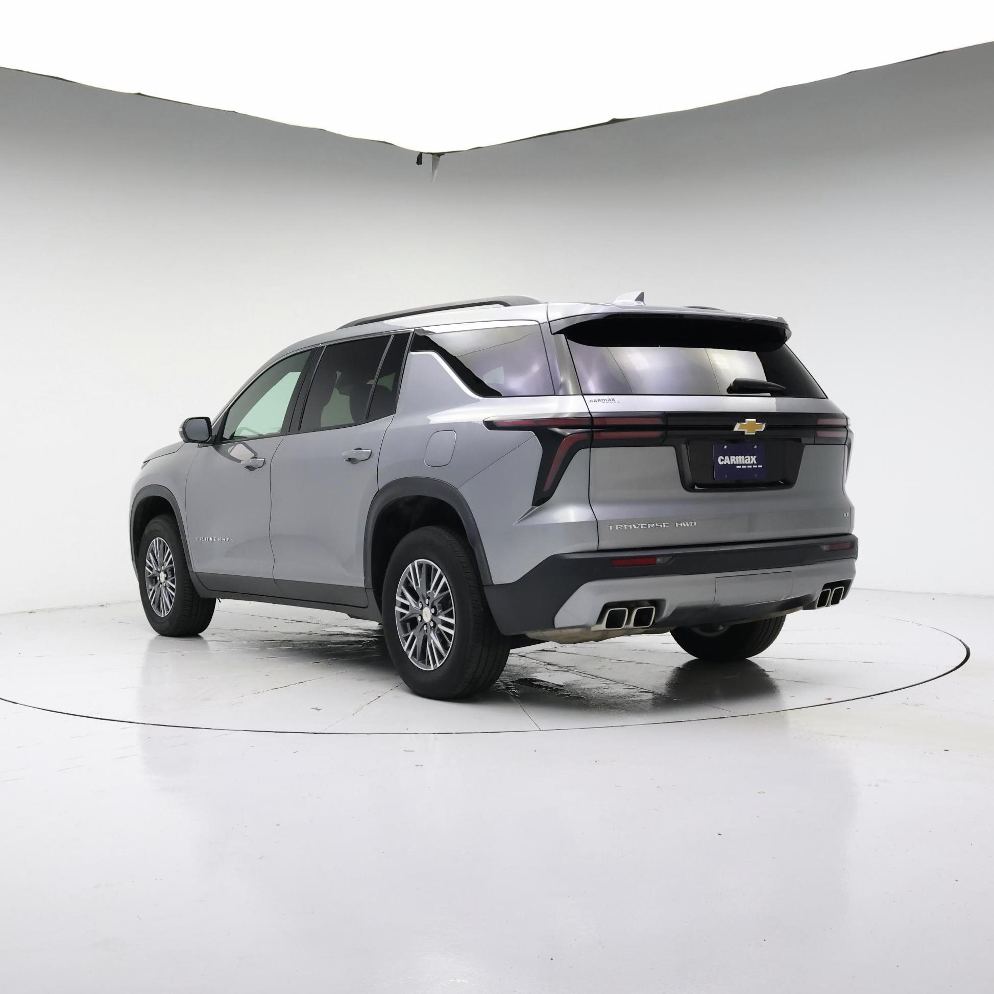 Thumbnail: 2024 Chevrolet Traverse - 2