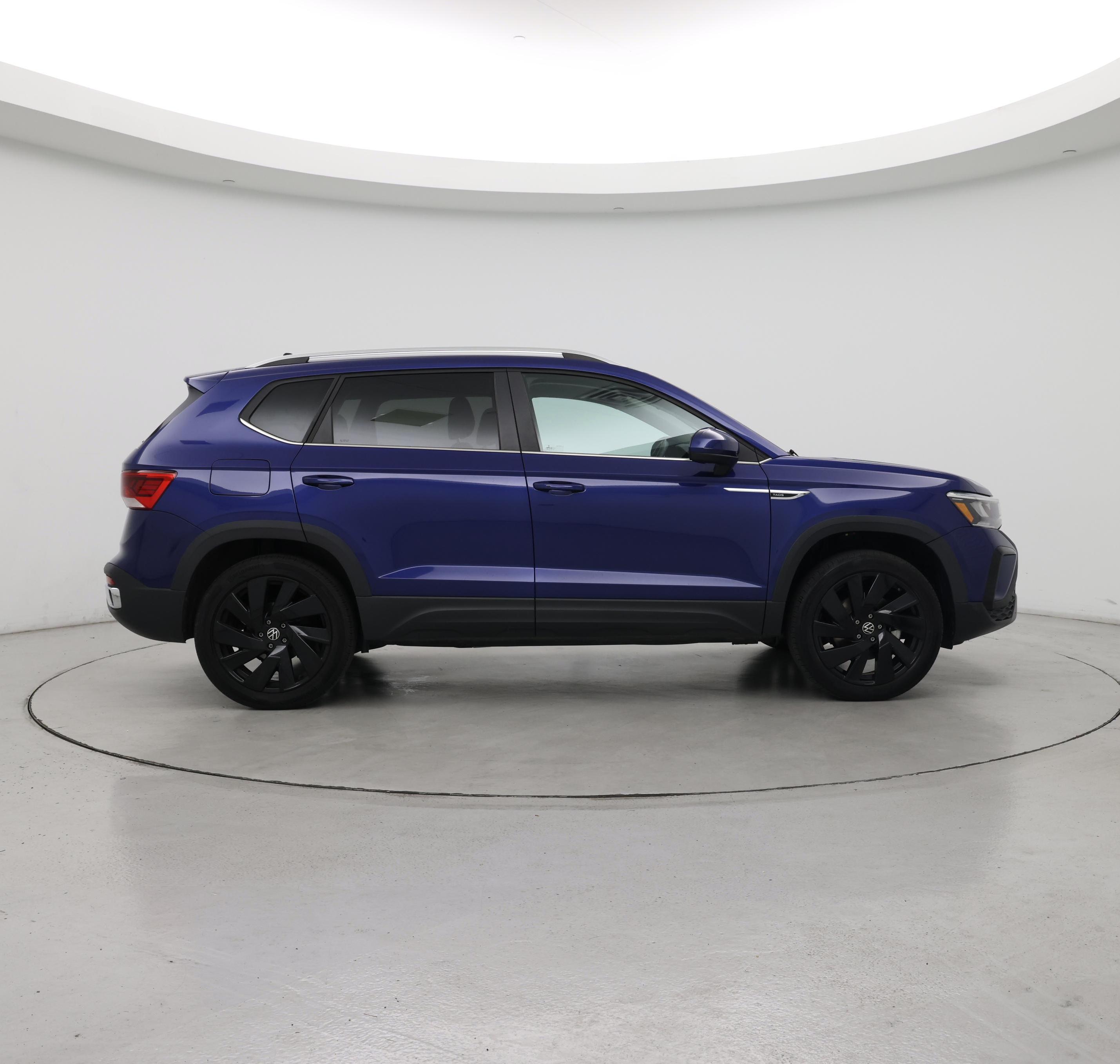 Thumbnail: 2023 Volkswagen Taos - 7