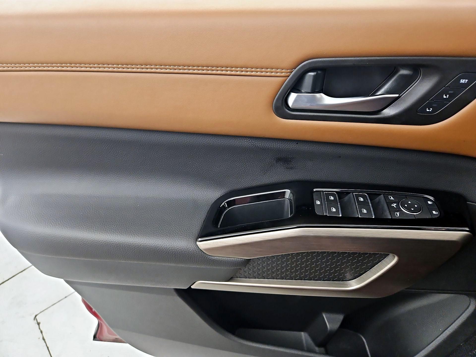 Thumbnail: 2025 Nissan Pathfinder - 12