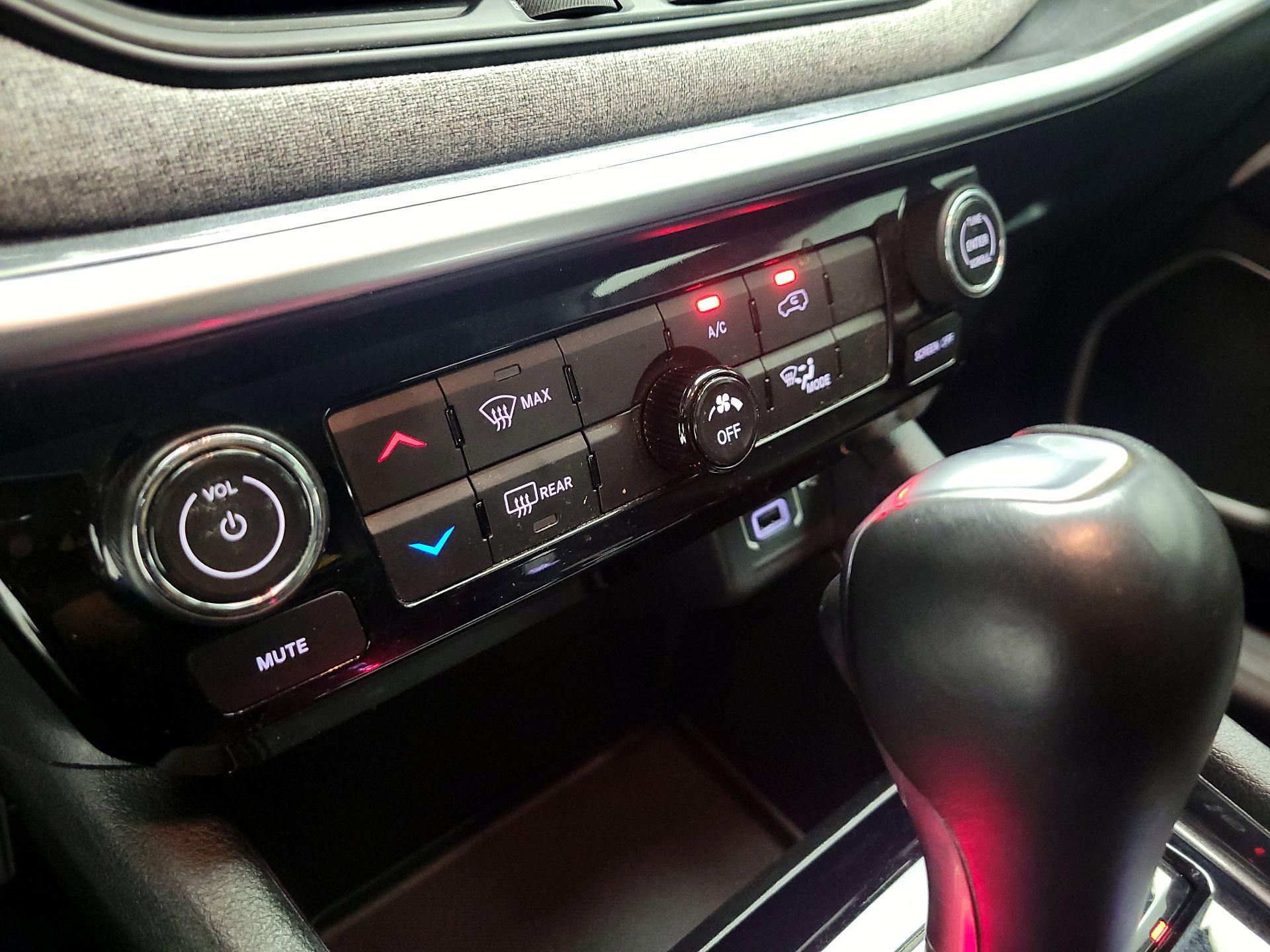 Thumbnail: 2022 Jeep Compass - 14
