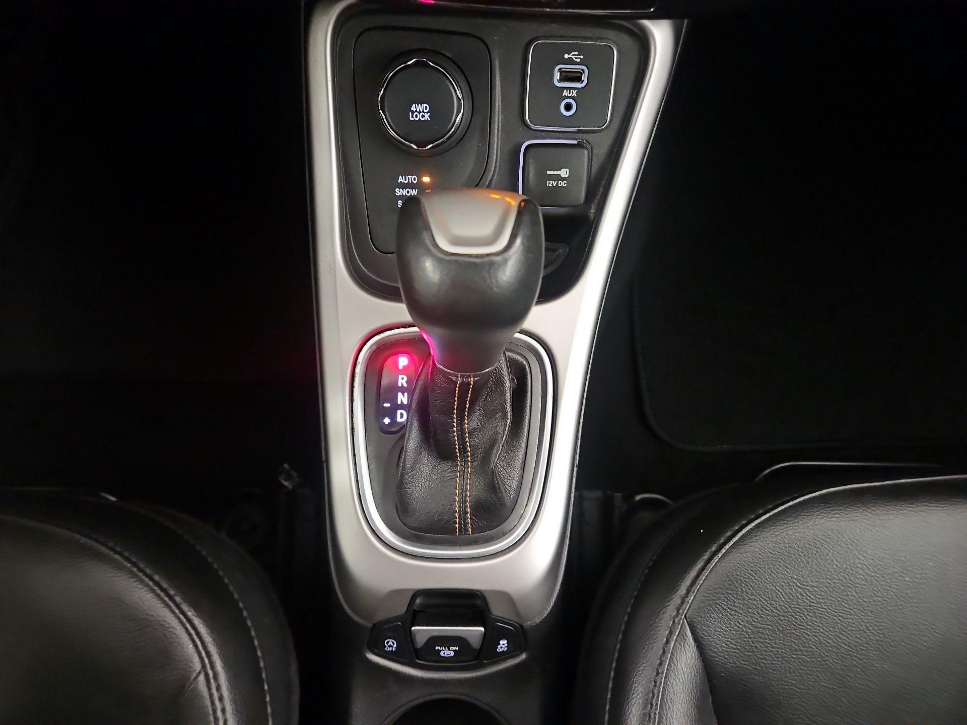 Thumbnail: 2018 Jeep Compass - 15