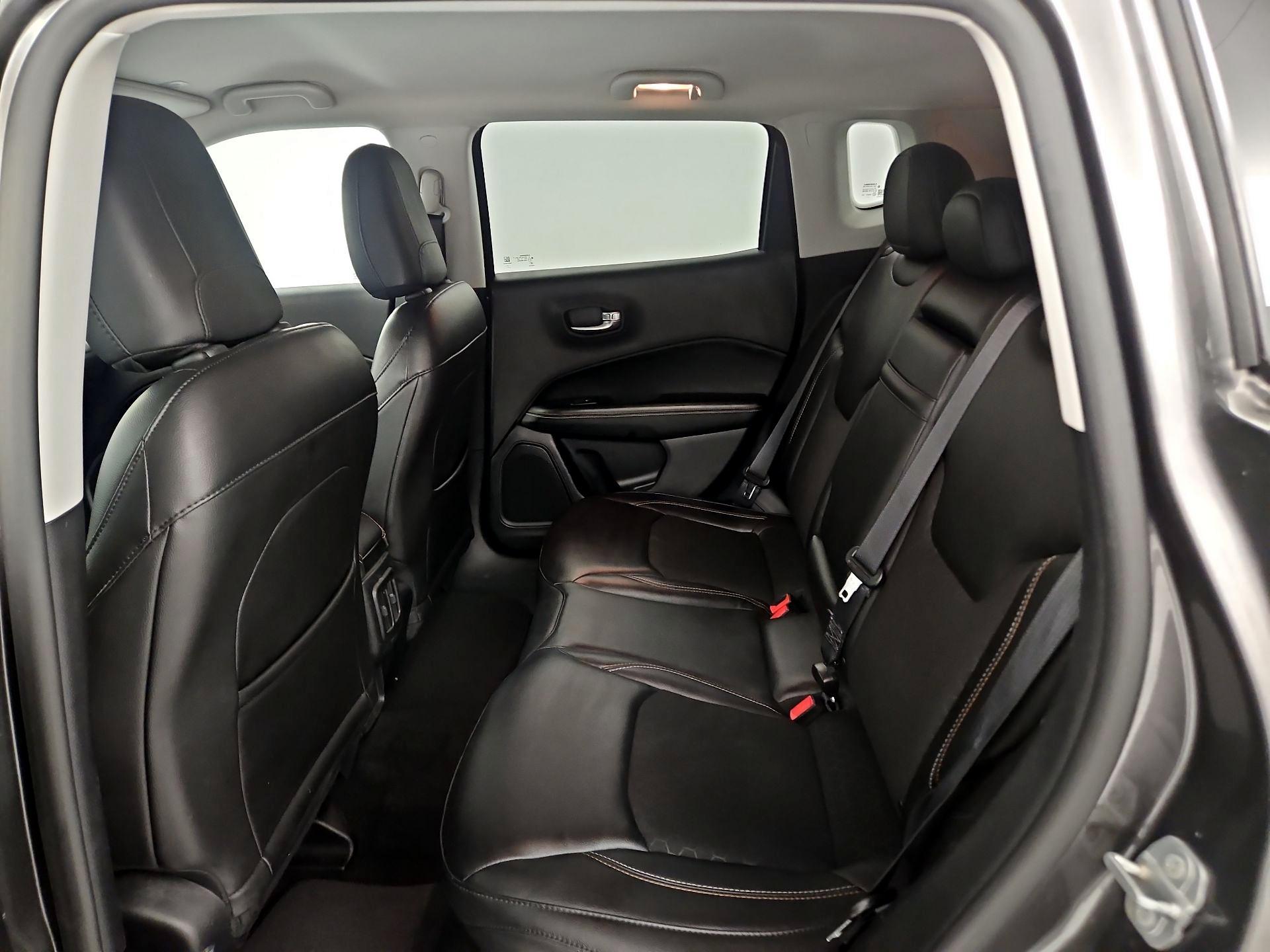 Thumbnail: 2018 Jeep Compass - 17