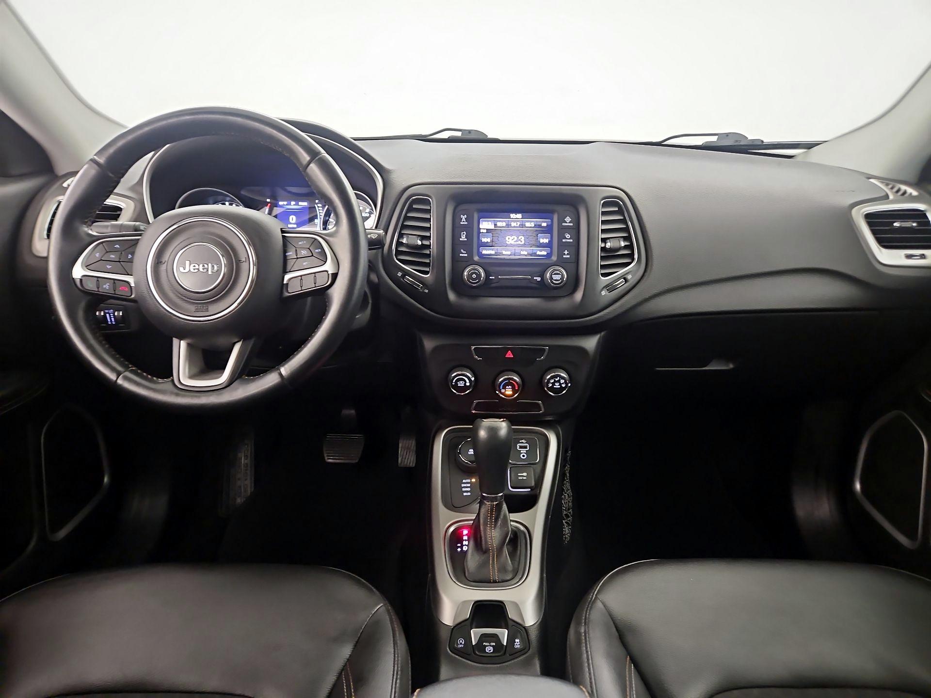 Thumbnail: 2018 Jeep Compass - 8