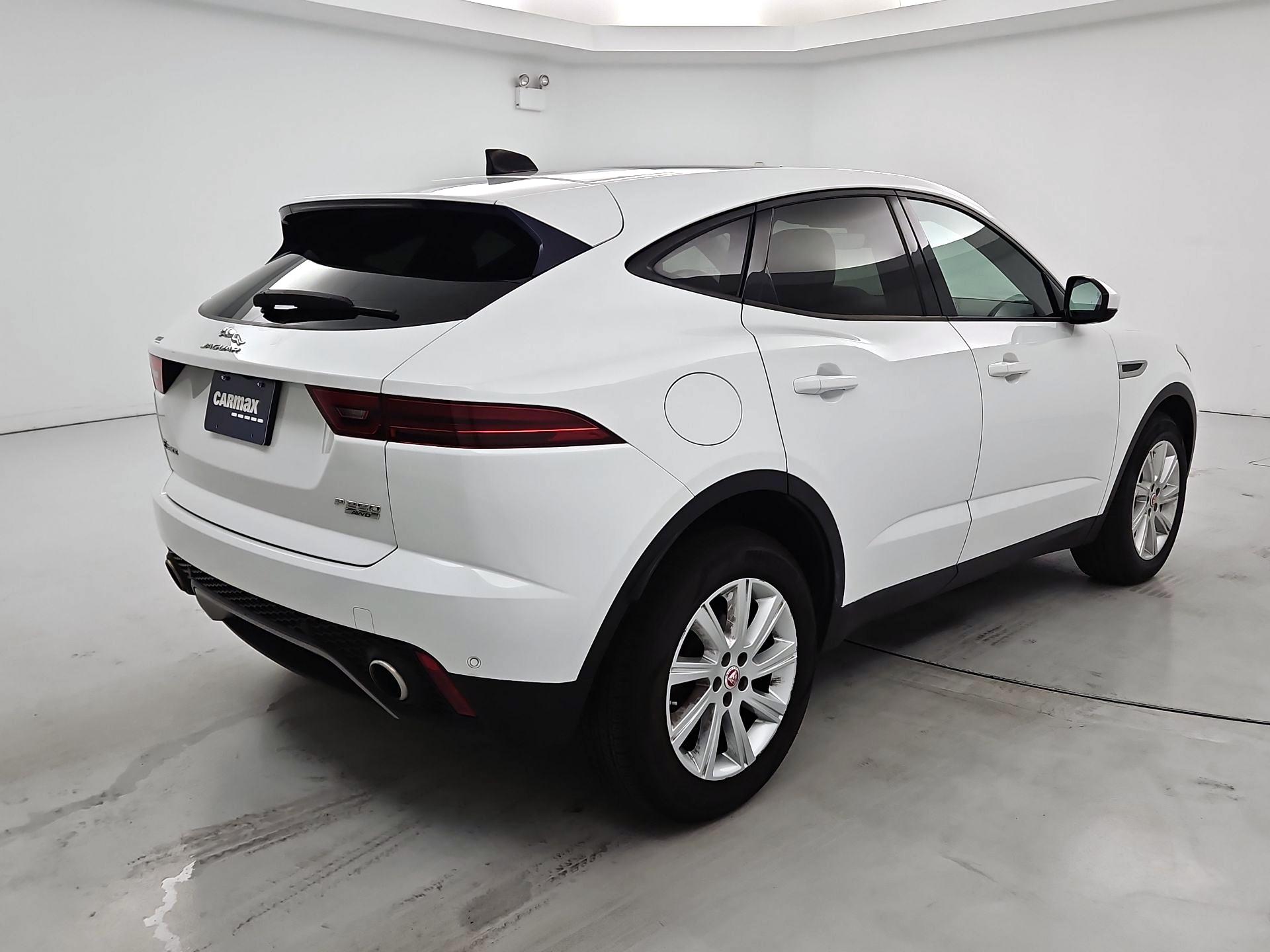 Thumbnail: 2020 Jaguar E-Pace - 5