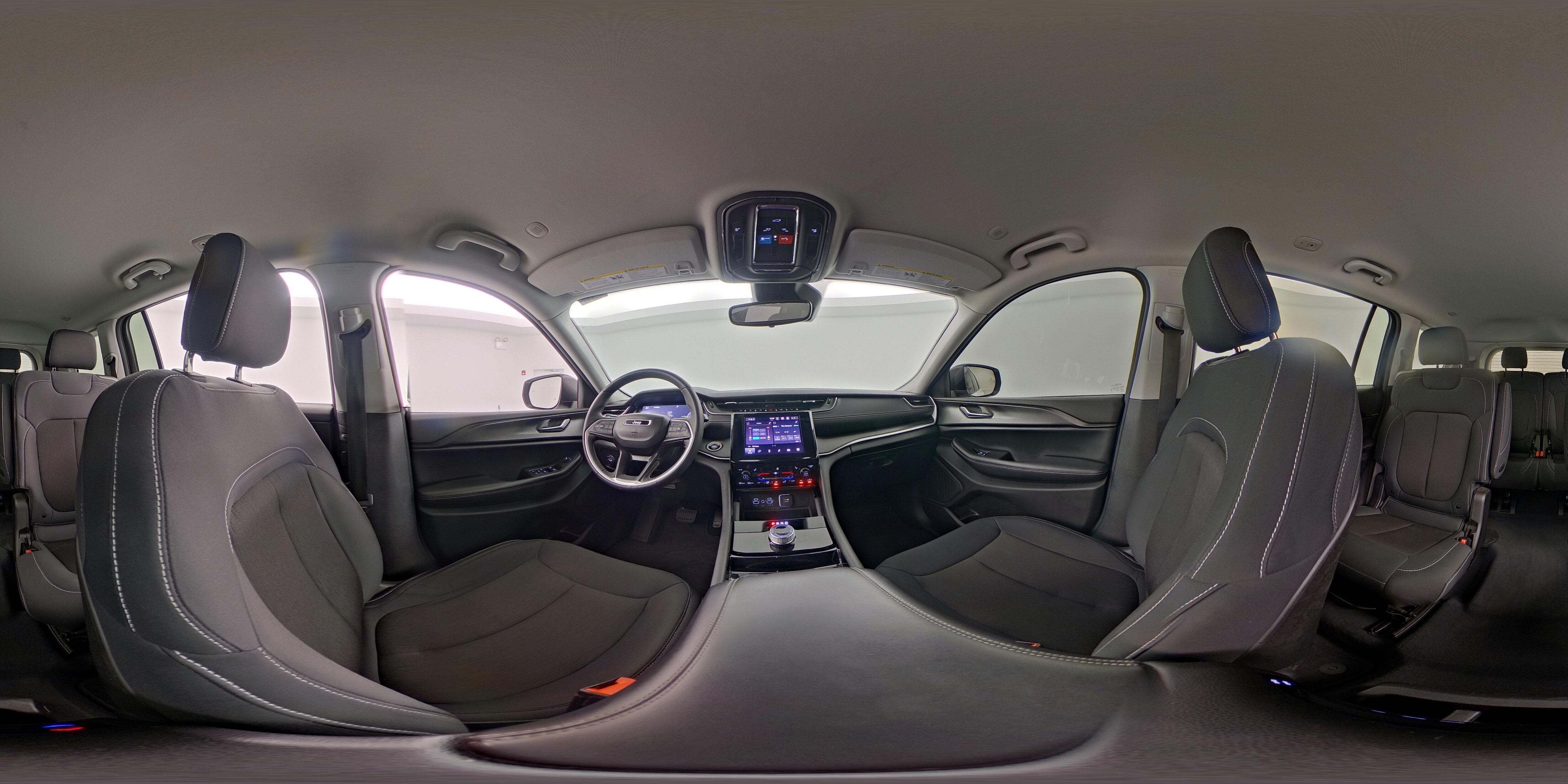 2023 Jeep Grand Cherokee L Laredo - Photo 24