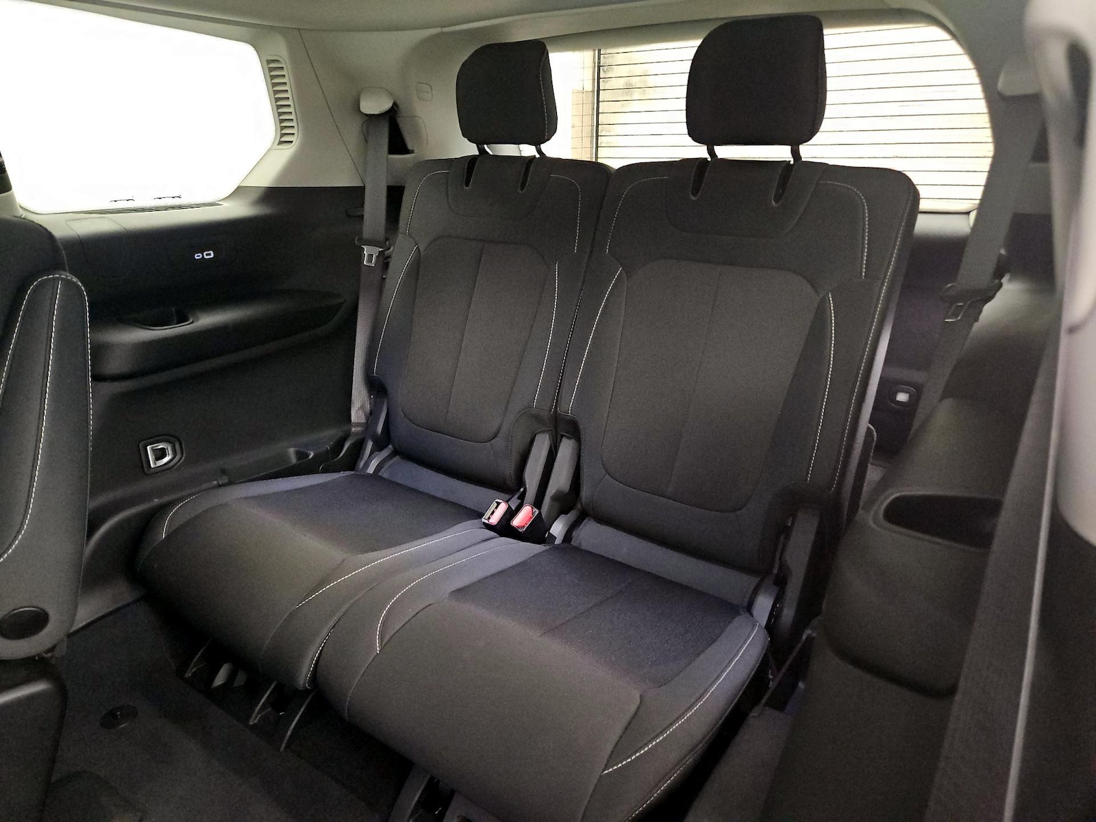 2023 Jeep Grand Cherokee L Laredo - Photo 19