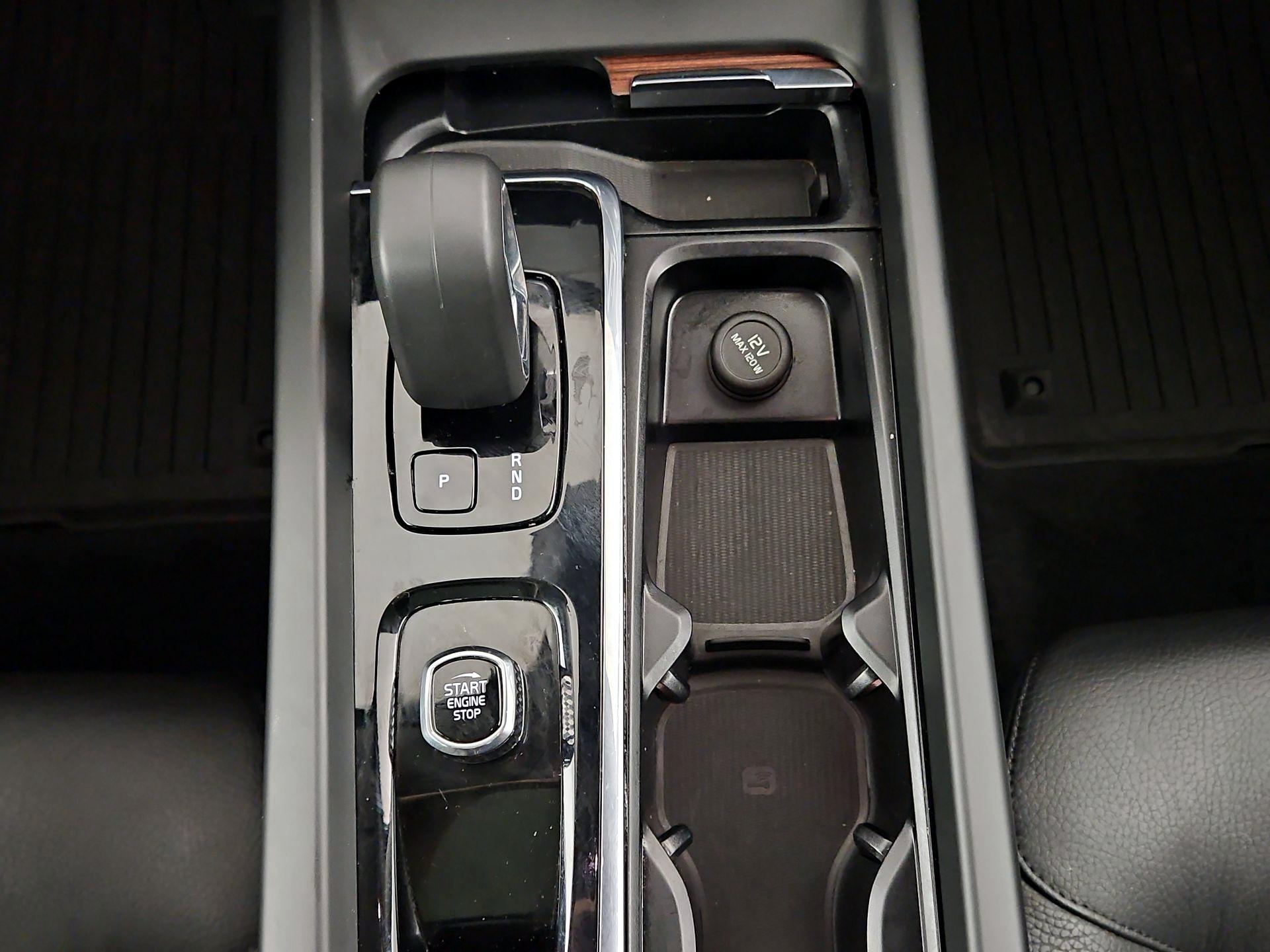 Thumbnail: 2023 Volvo XC60 - 16