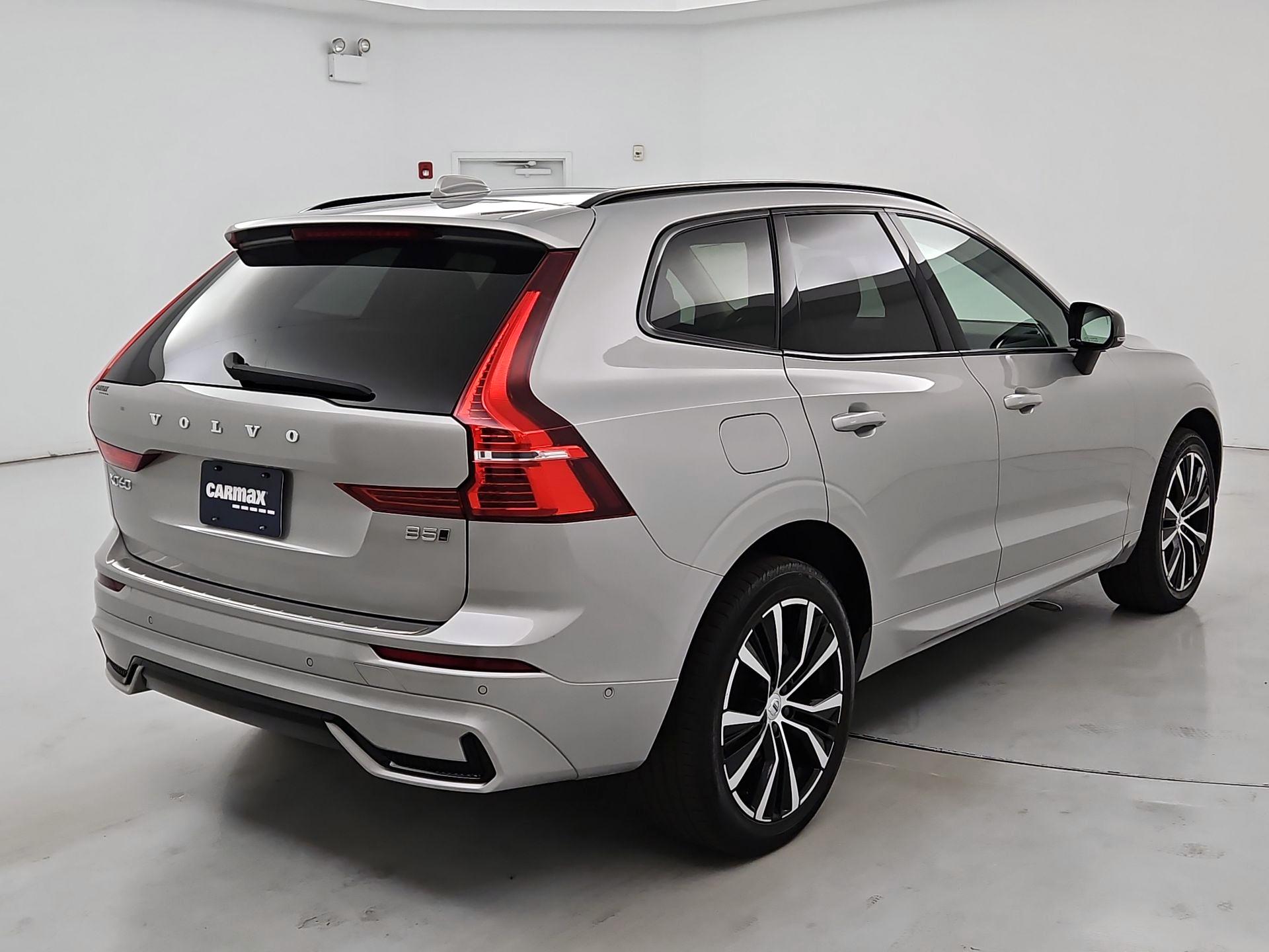 Thumbnail: 2023 Volvo XC60 - 5