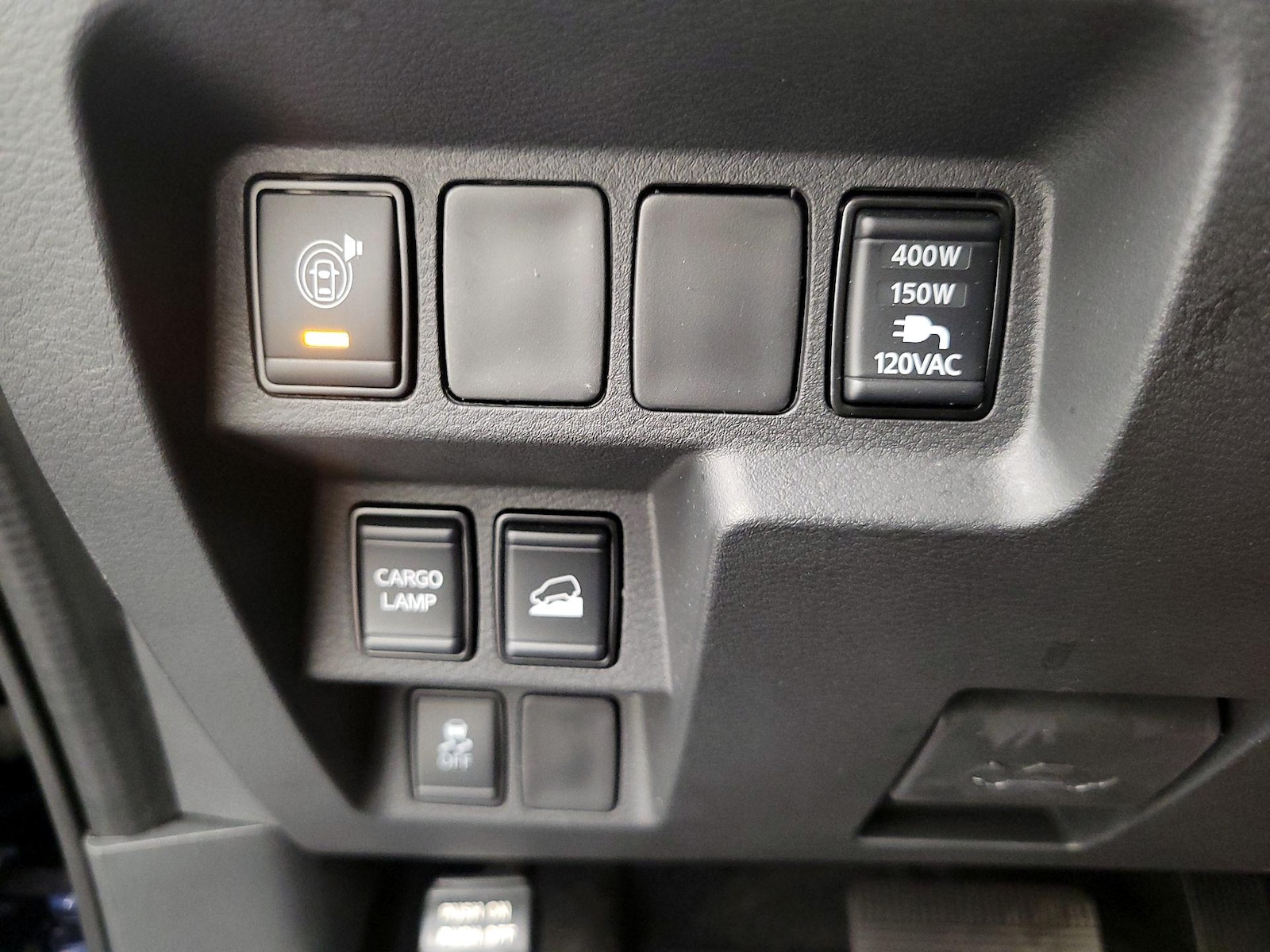 2022 Nissan Frontier SV - Photo 14