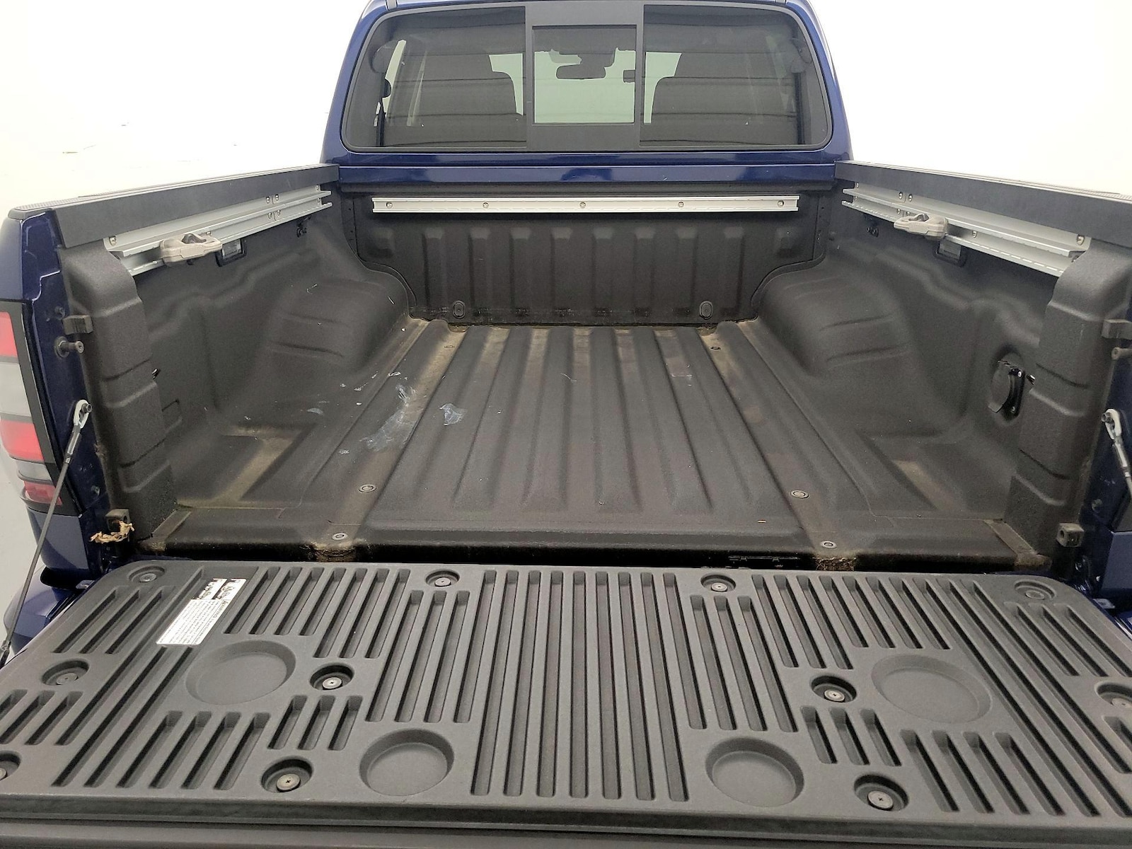 2022 Nissan Frontier SV - Photo 21