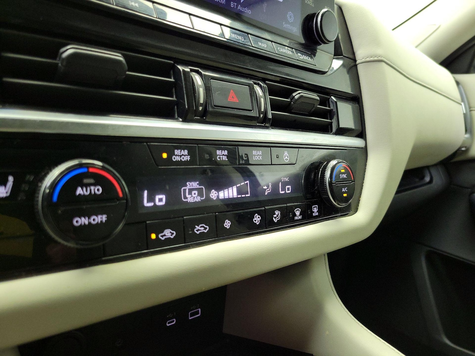 2023 Nissan Pathfinder SL - Photo 18