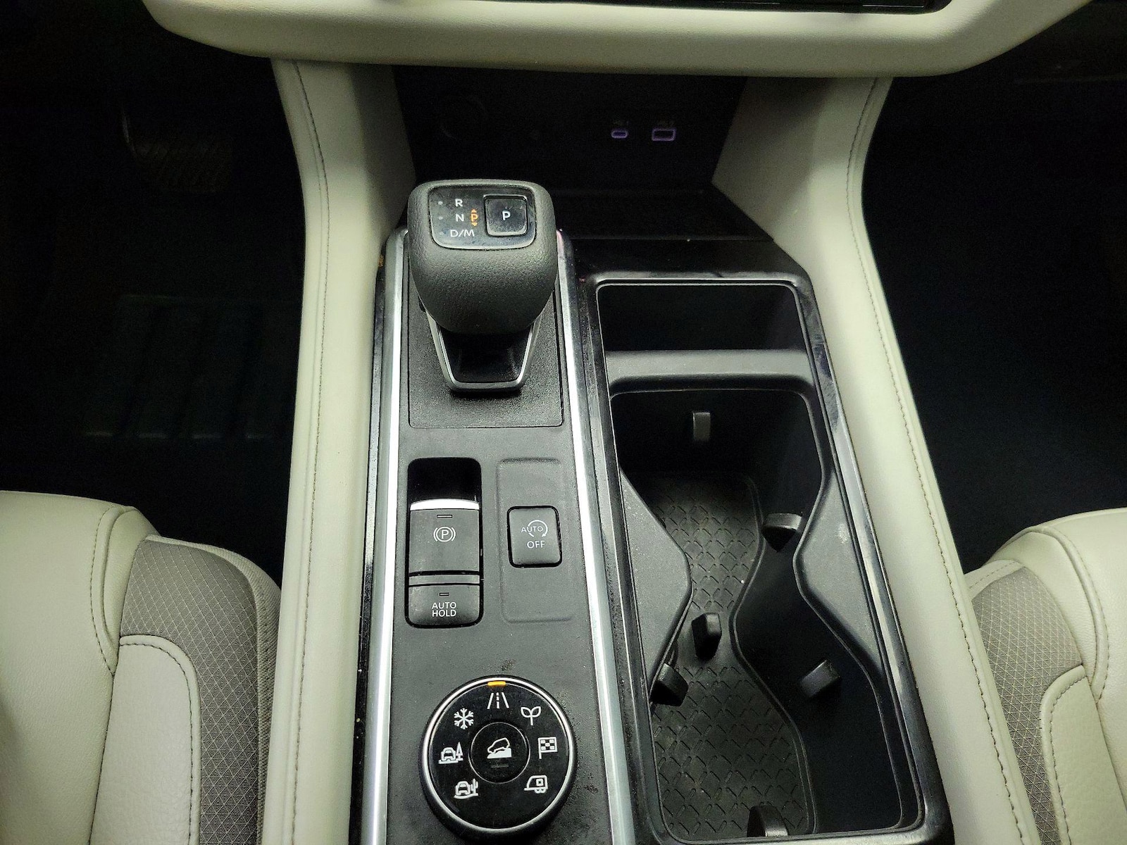 2023 Nissan Pathfinder SL - Photo 19