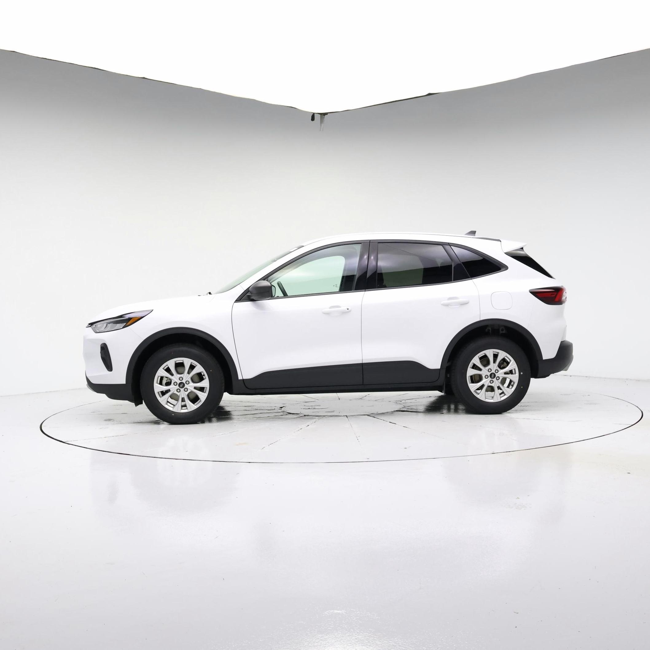 Thumbnail: 2025 Ford Escape - 3