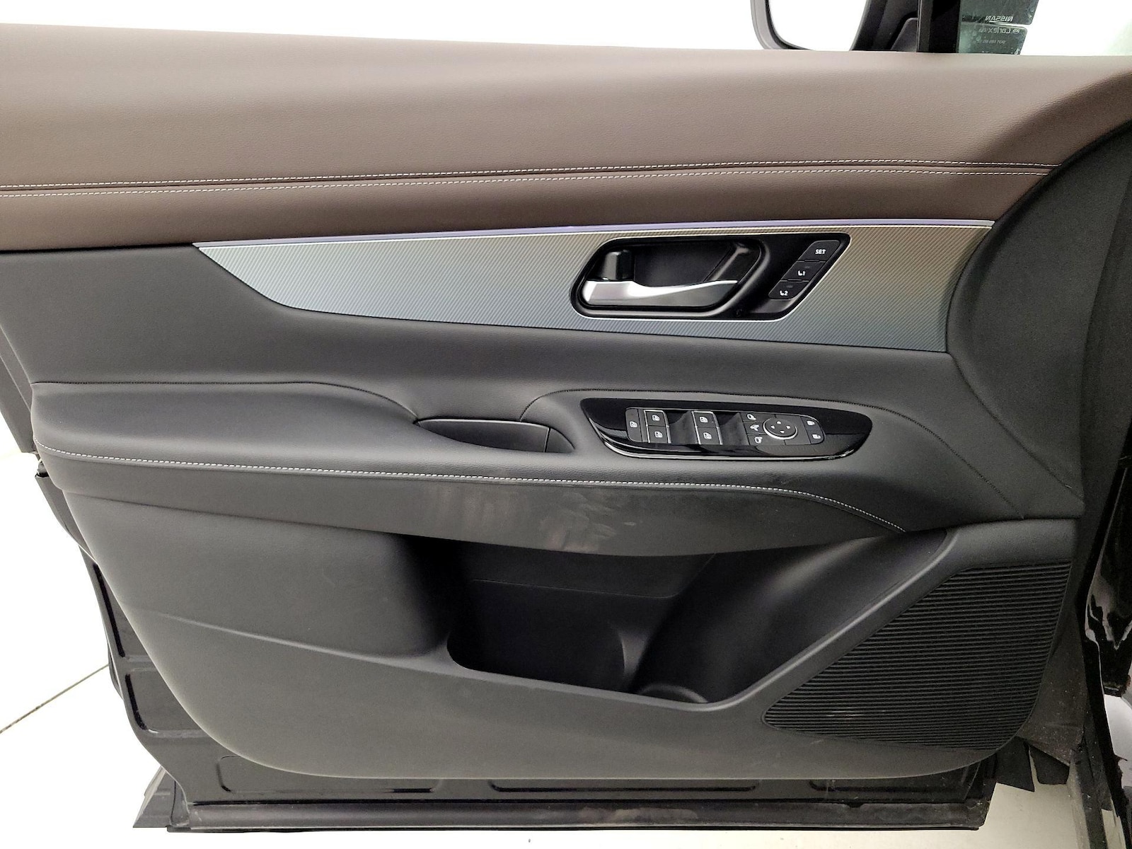 2025 Nissan Murano Platinum - Photo 13