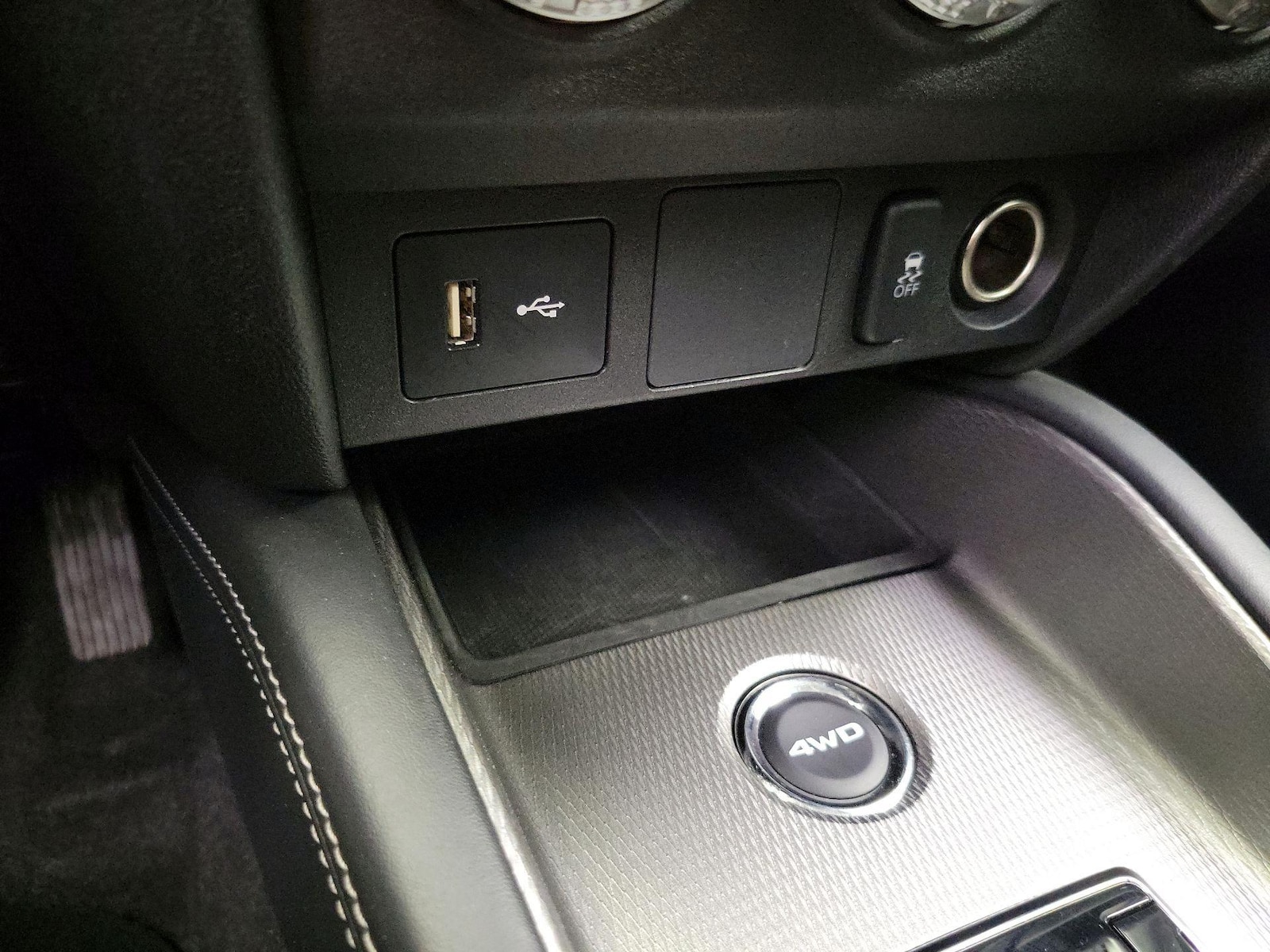 2025 Mitsubishi Outlander Sport ES - Photo 19
