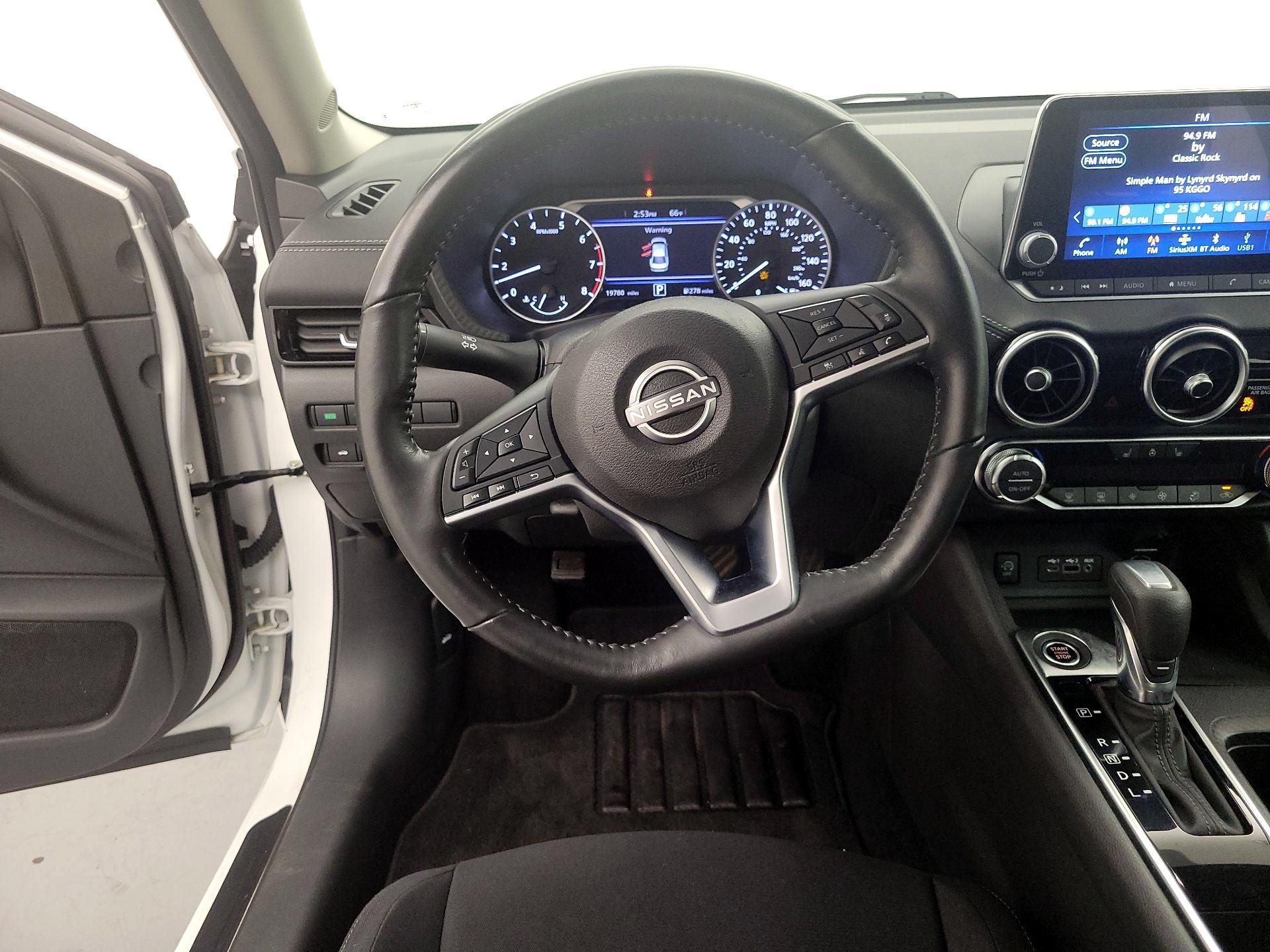 Thumbnail: 2024 Nissan Sentra - 10