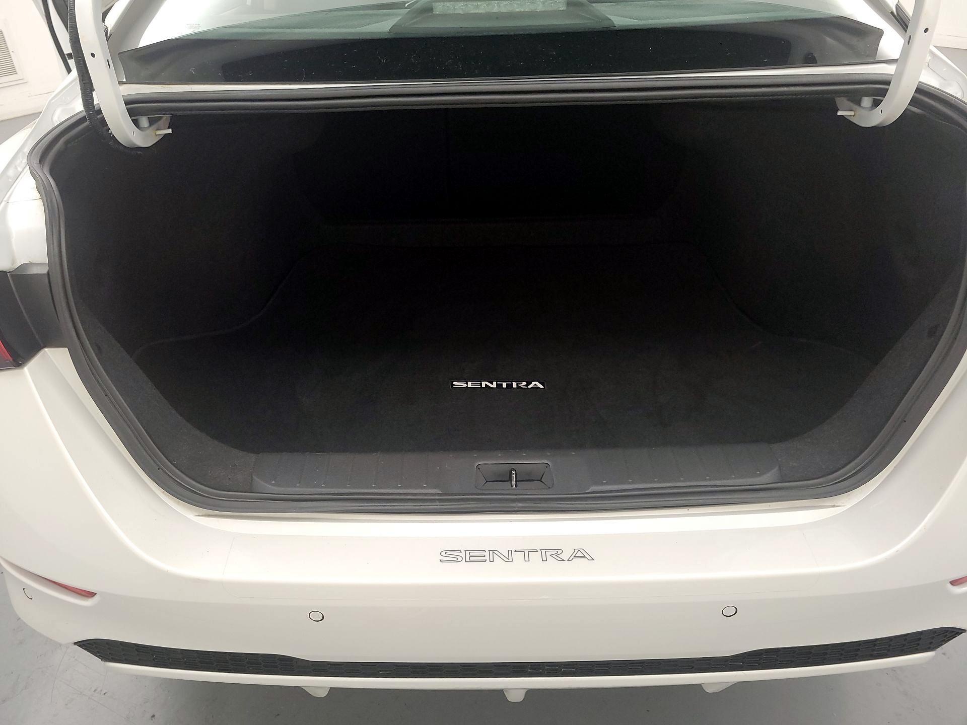 Thumbnail: 2024 Nissan Sentra - 20
