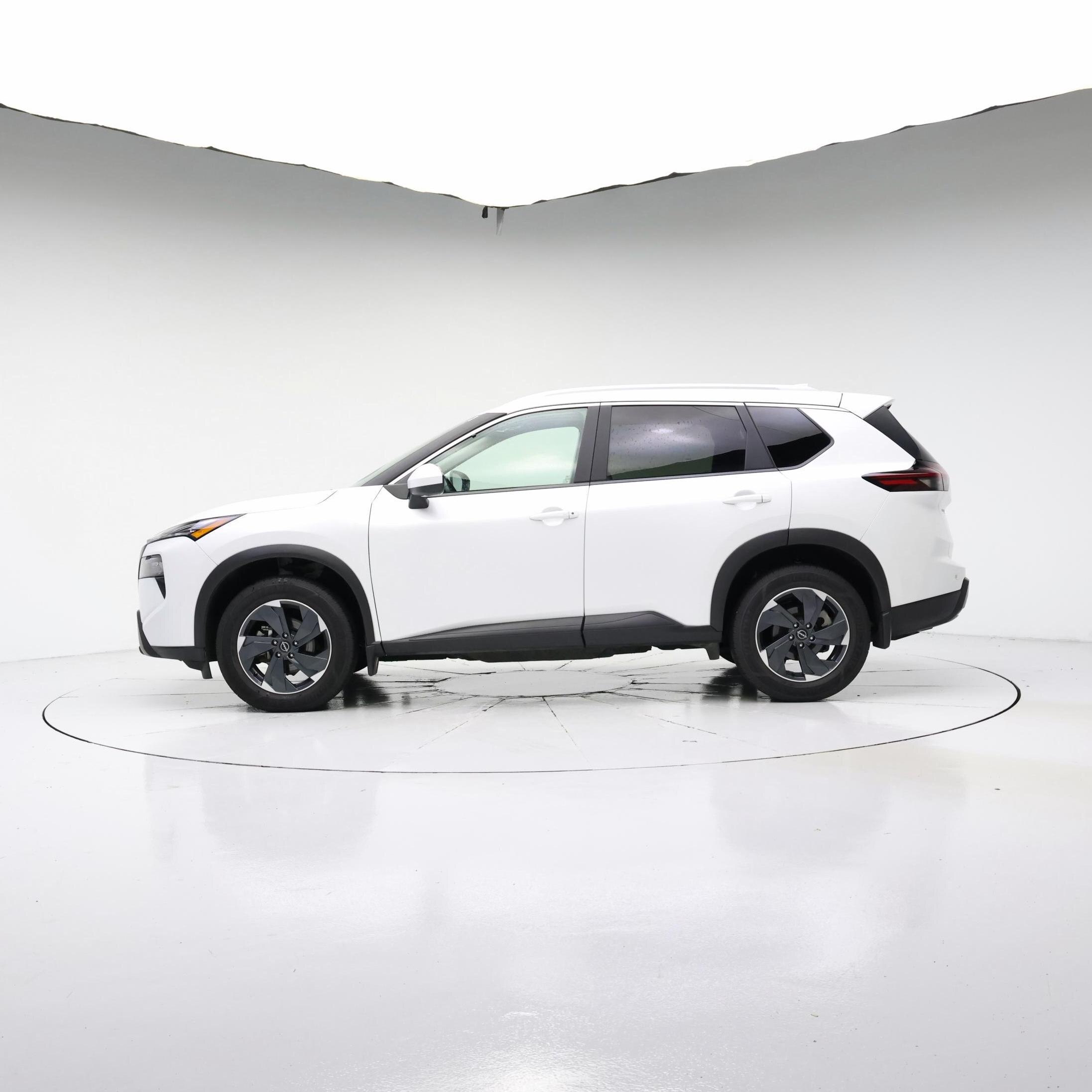 Thumbnail: 2024 Nissan Rogue - 3