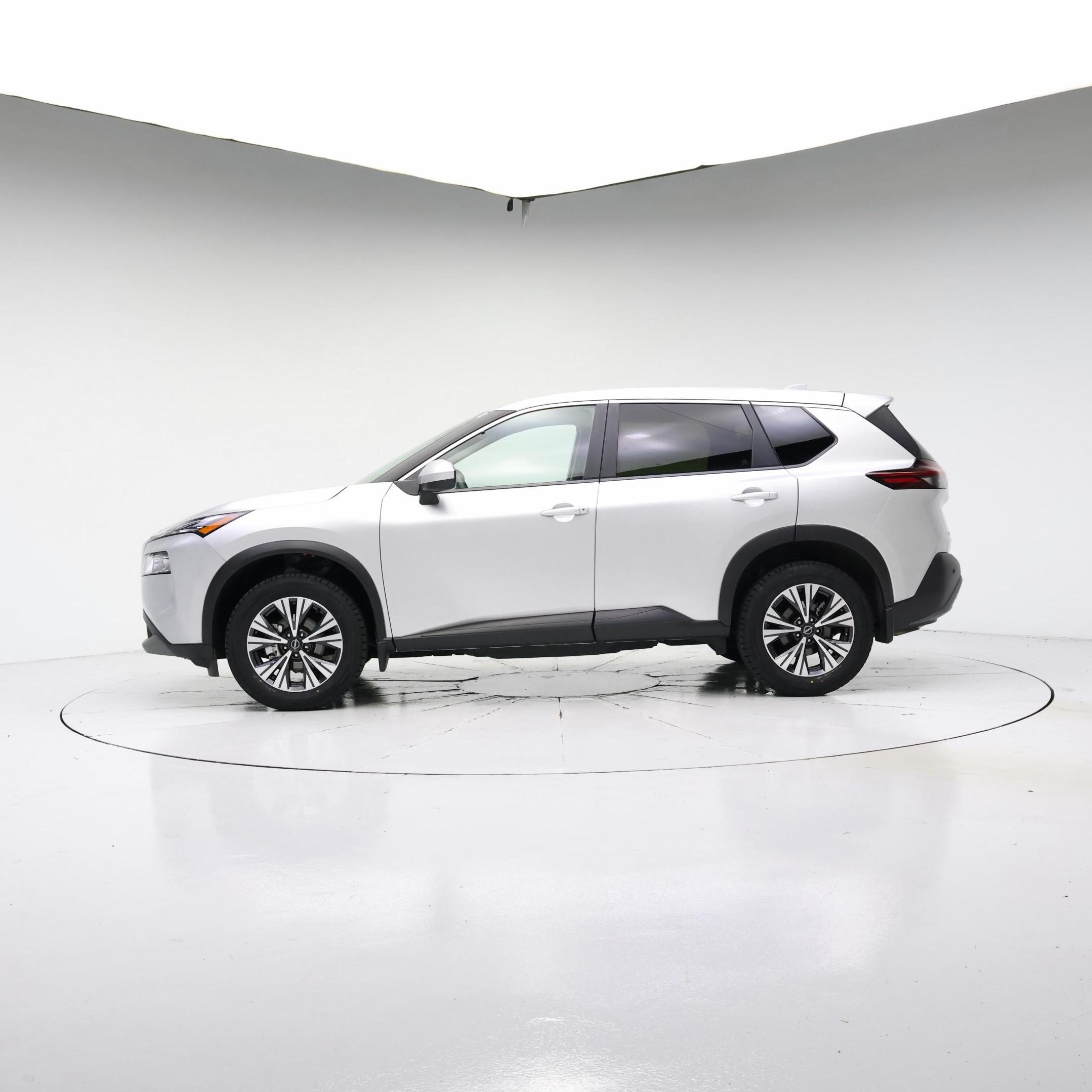 Thumbnail: 2023 Nissan Rogue - 3