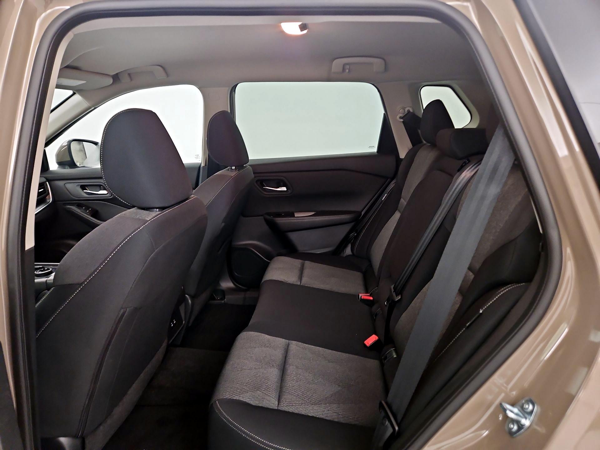 Thumbnail: 2024 Nissan Rogue - 17