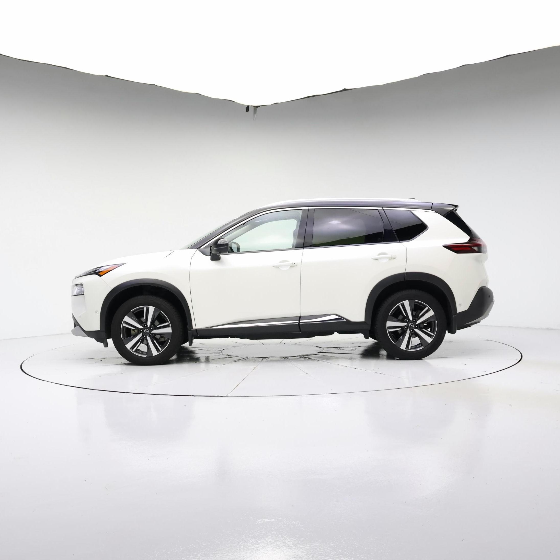 Thumbnail: 2023 Nissan Rogue - 3