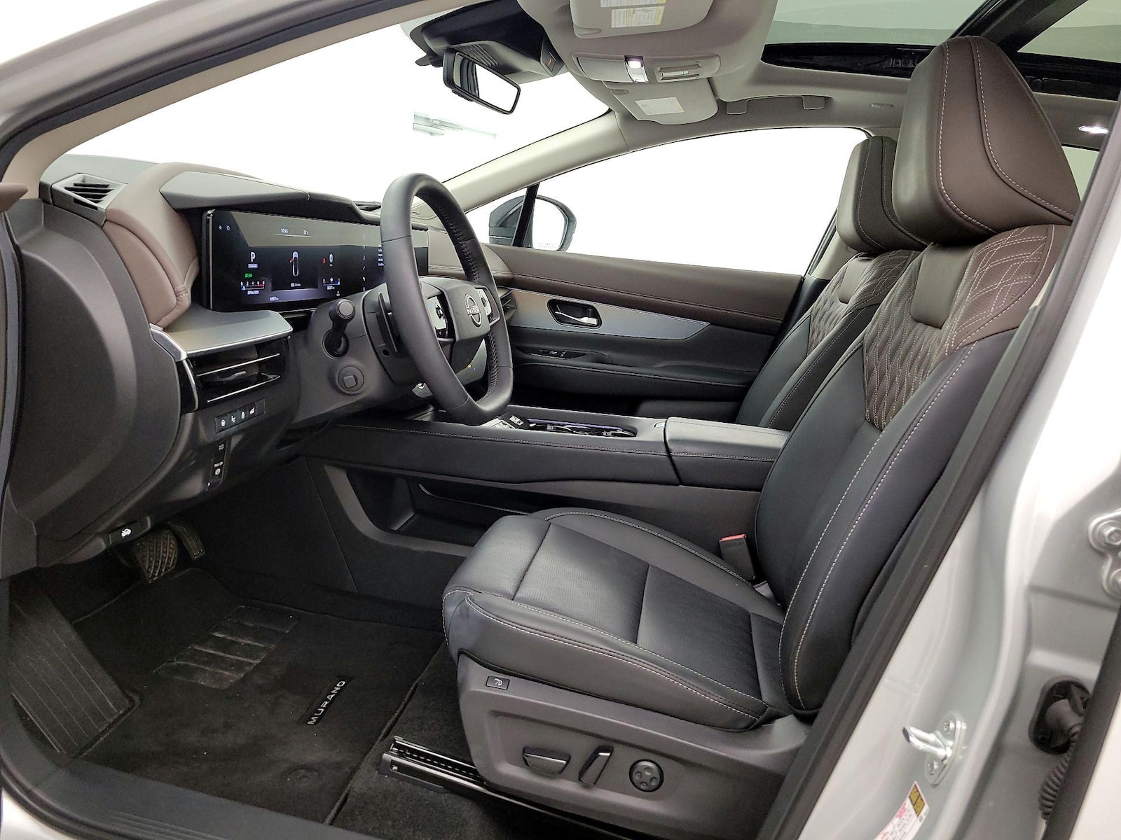 2025 Nissan Murano Platinum - Photo 12