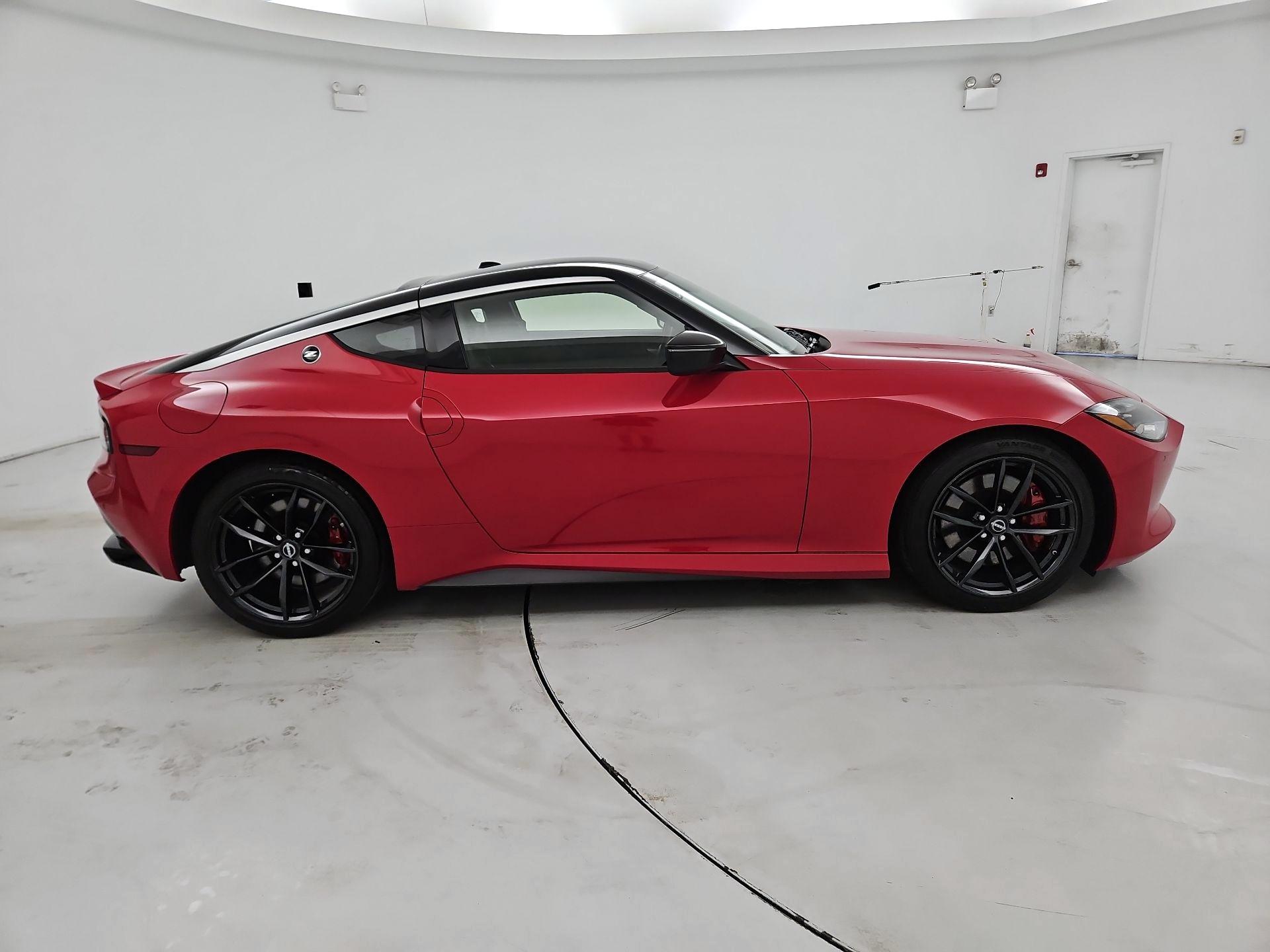 Thumbnail: 2025 Nissan Z - 4