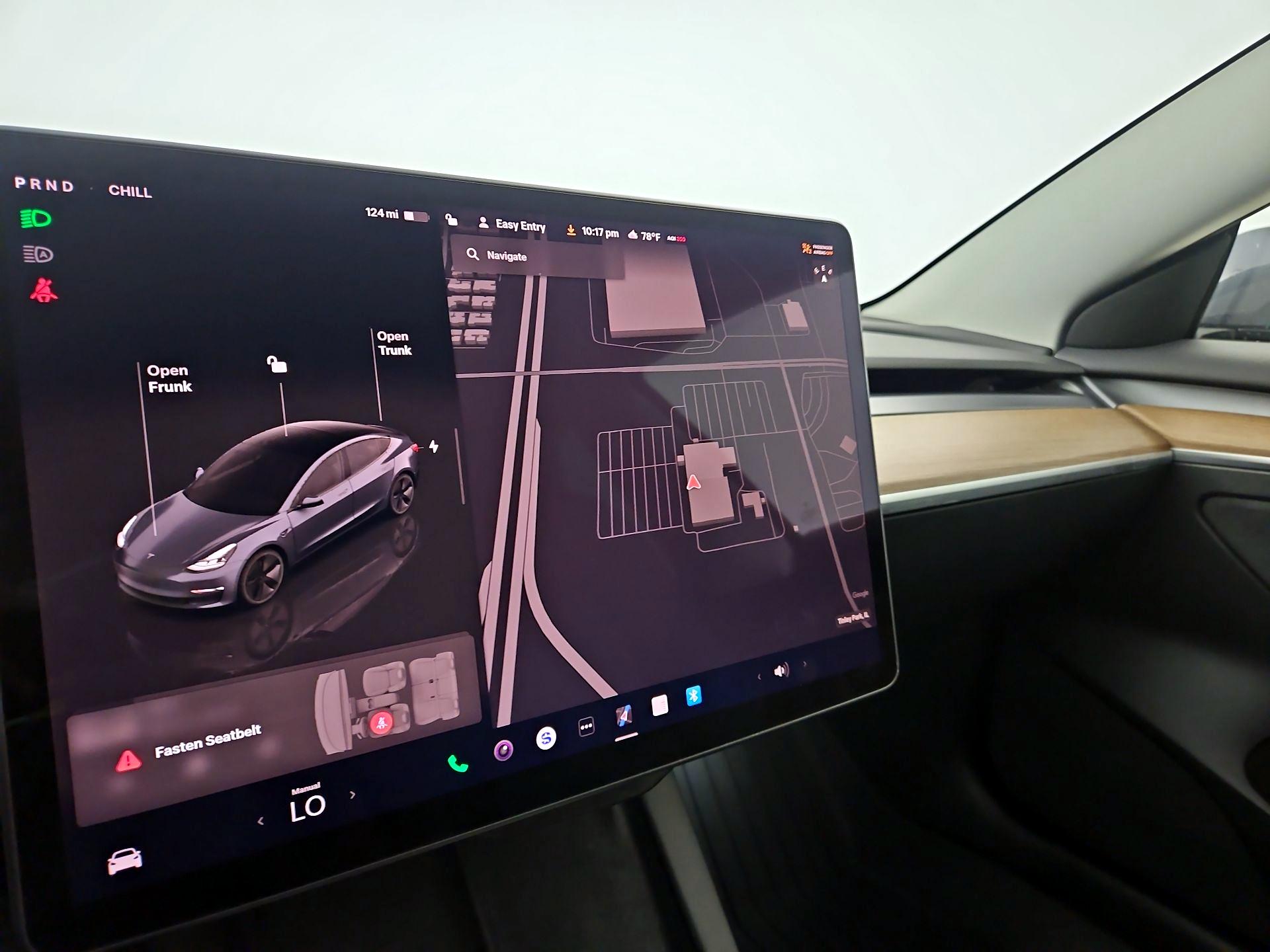 Thumbnail: 2022 Tesla Model 3 - 11