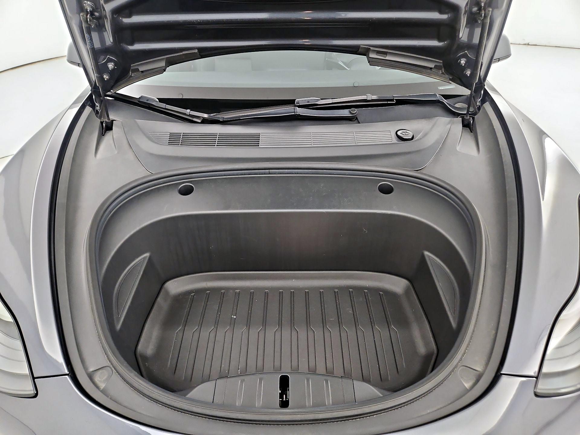 Thumbnail: 2022 Tesla Model 3 - 20