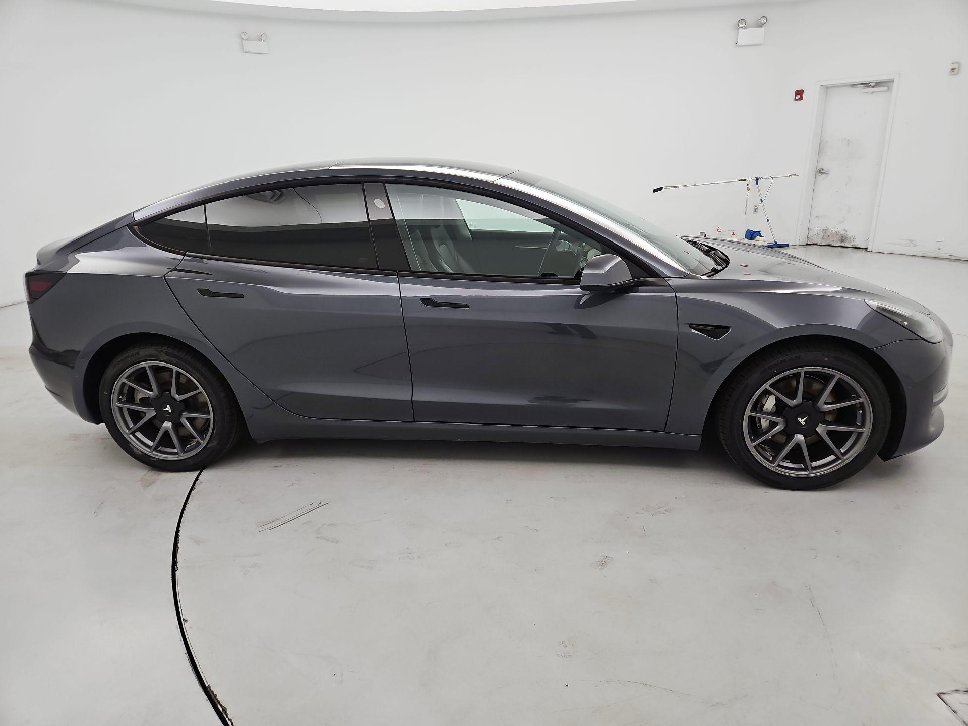 Thumbnail: 2022 Tesla Model 3 - 4