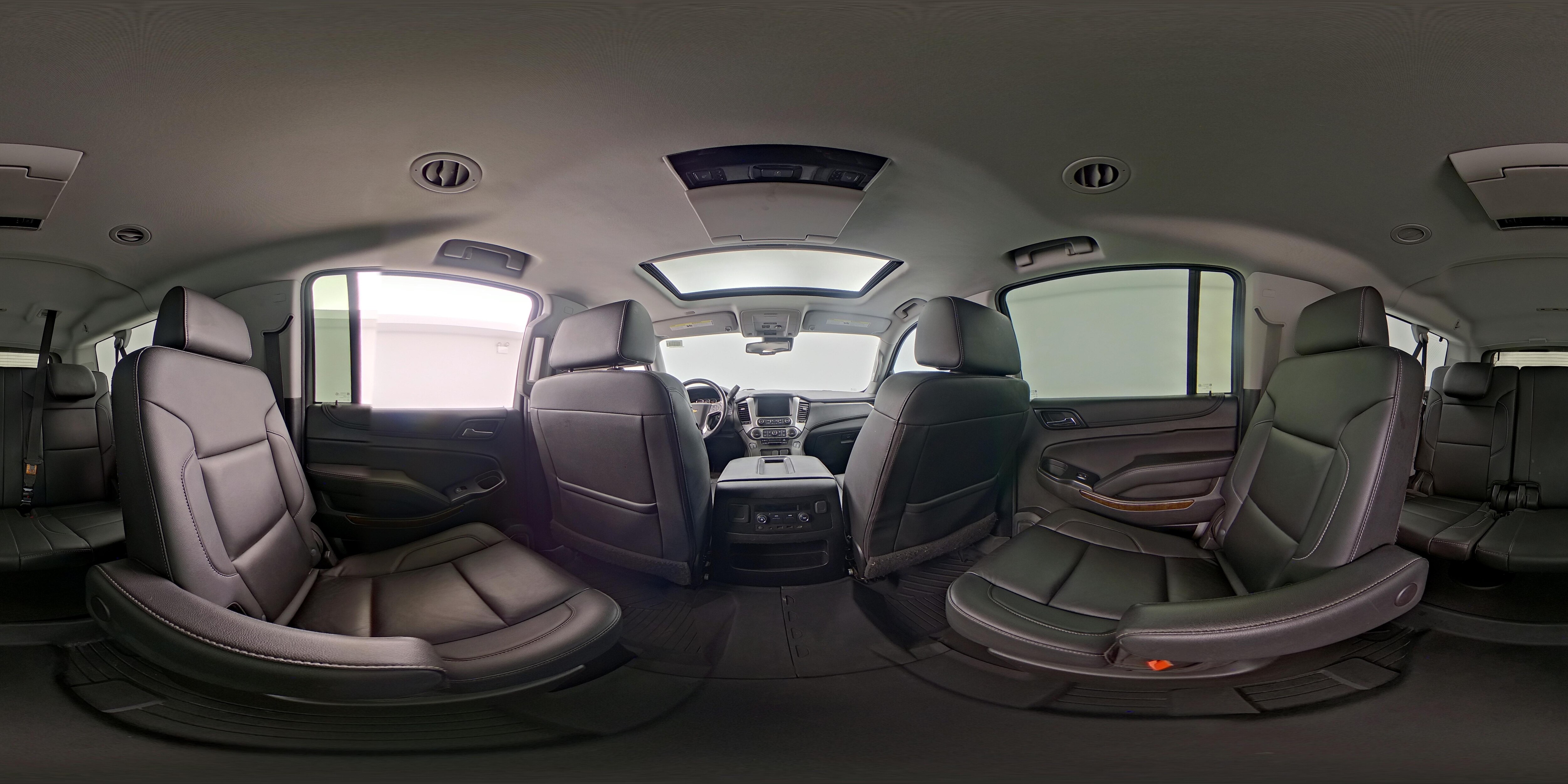 2020 Chevrolet Suburban LT - Photo 27
