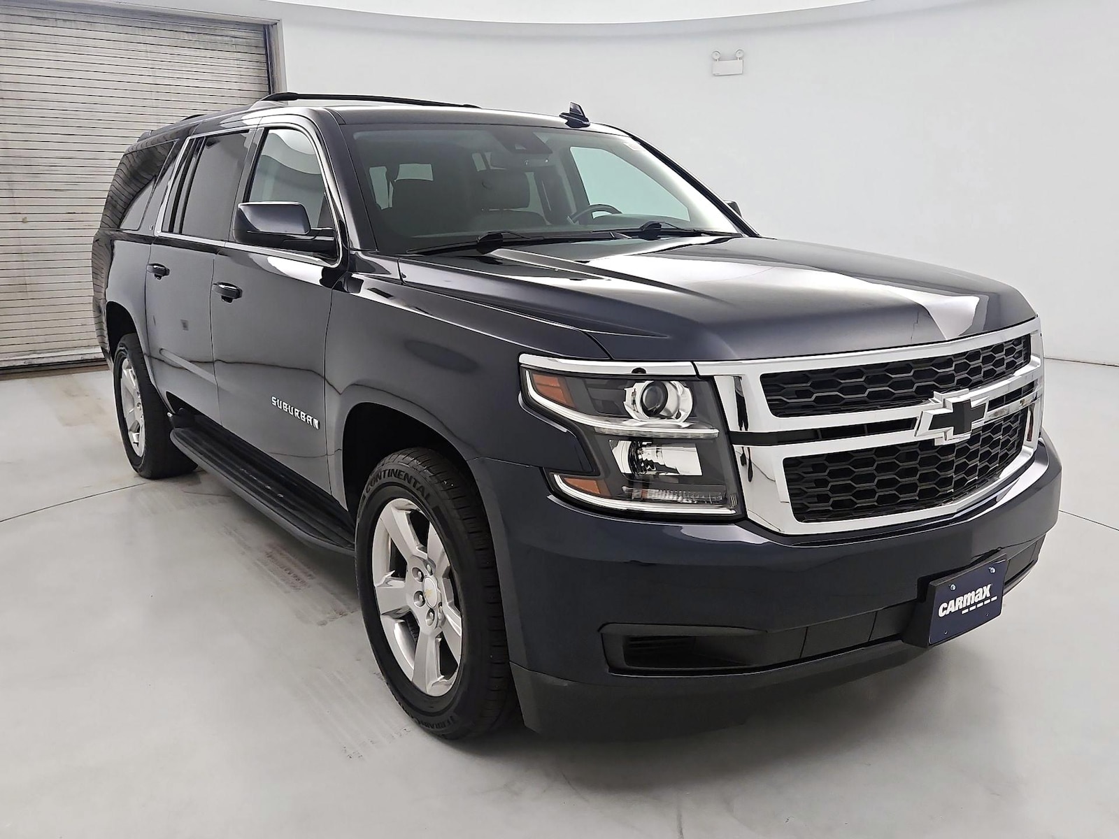 2020 Chevrolet Suburban LT - Photo 1