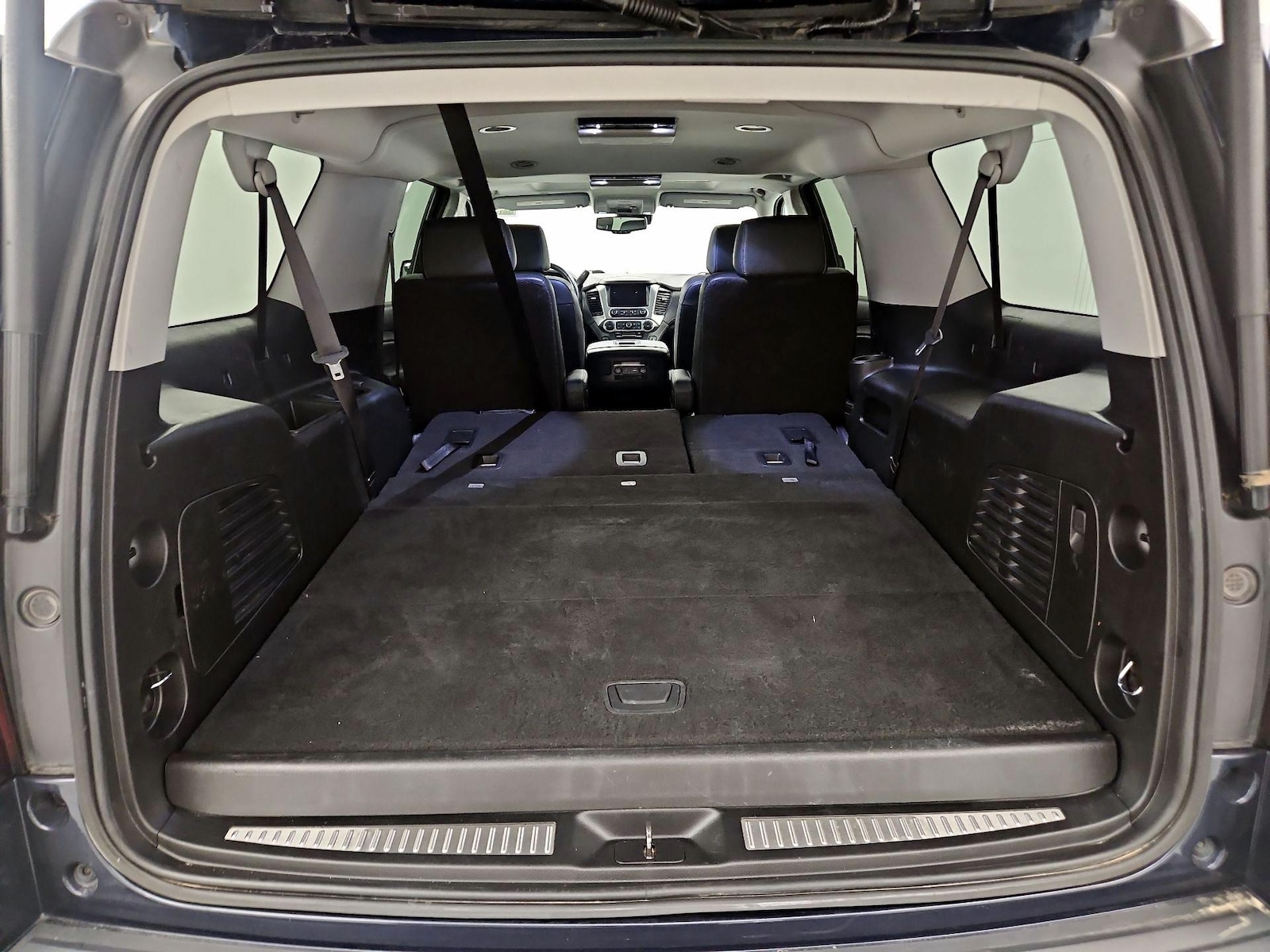 2020 Chevrolet Suburban LT - Photo 22