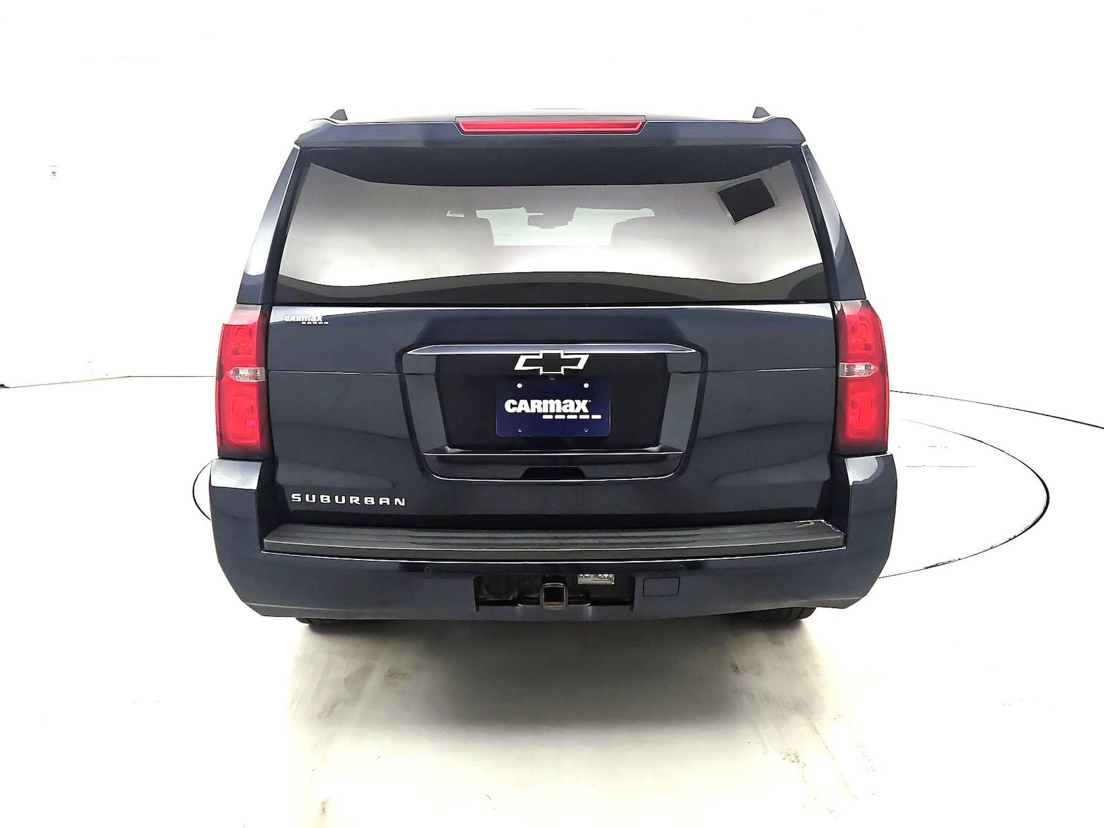 2020 Chevrolet Suburban LT - Photo 6