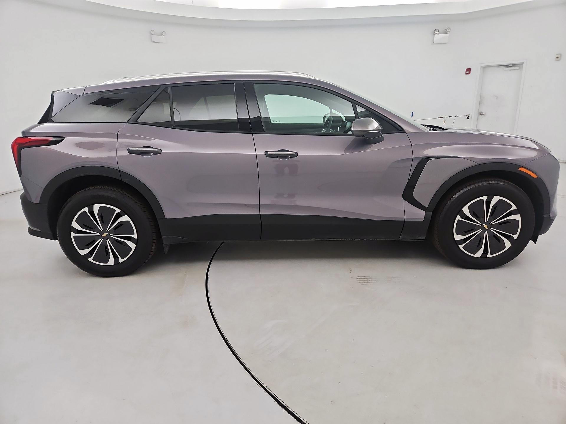 Thumbnail: 2024 Chevrolet Blazer EV - 4
