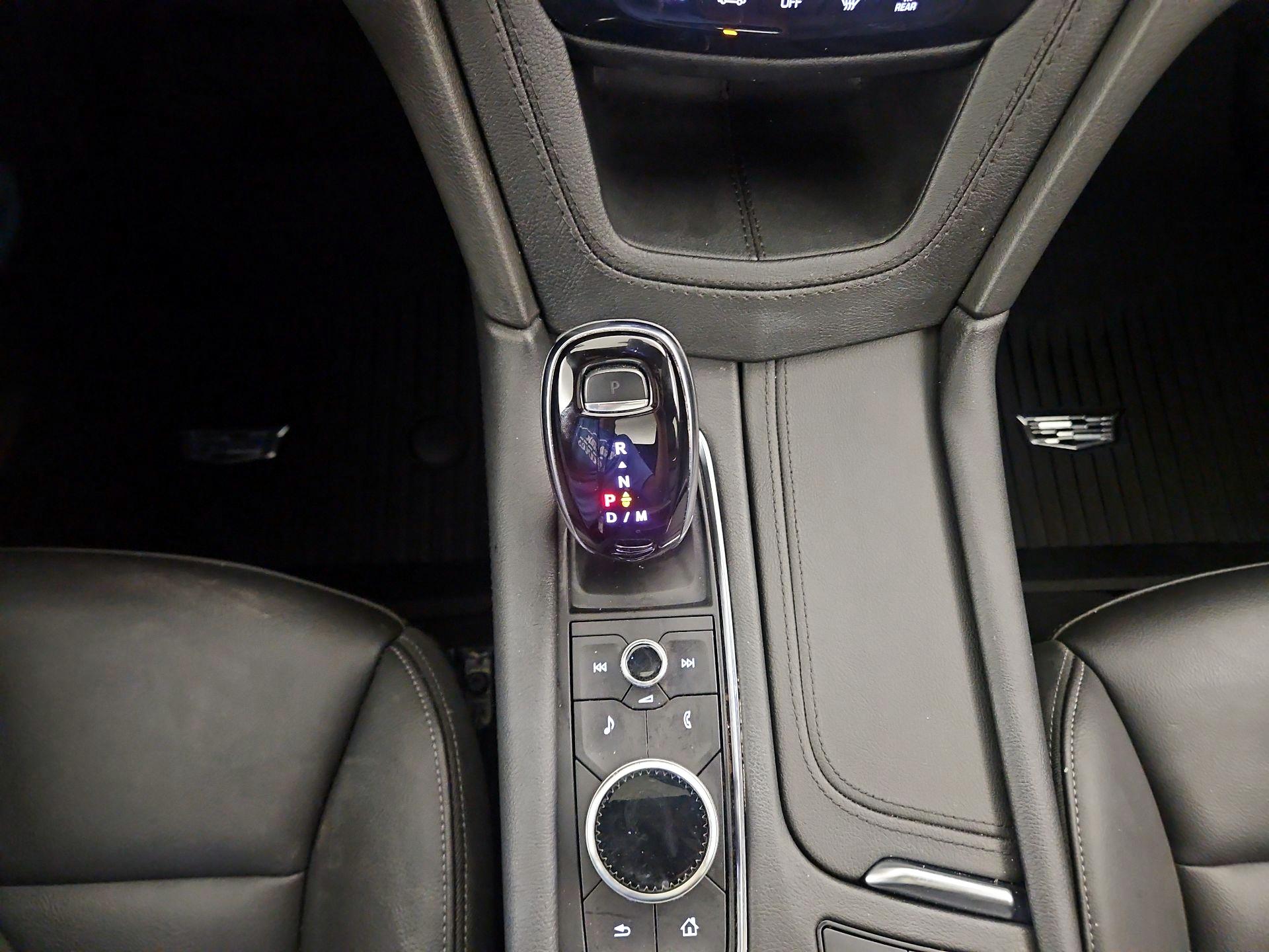Thumbnail: 2024 Cadillac XT6 - 15