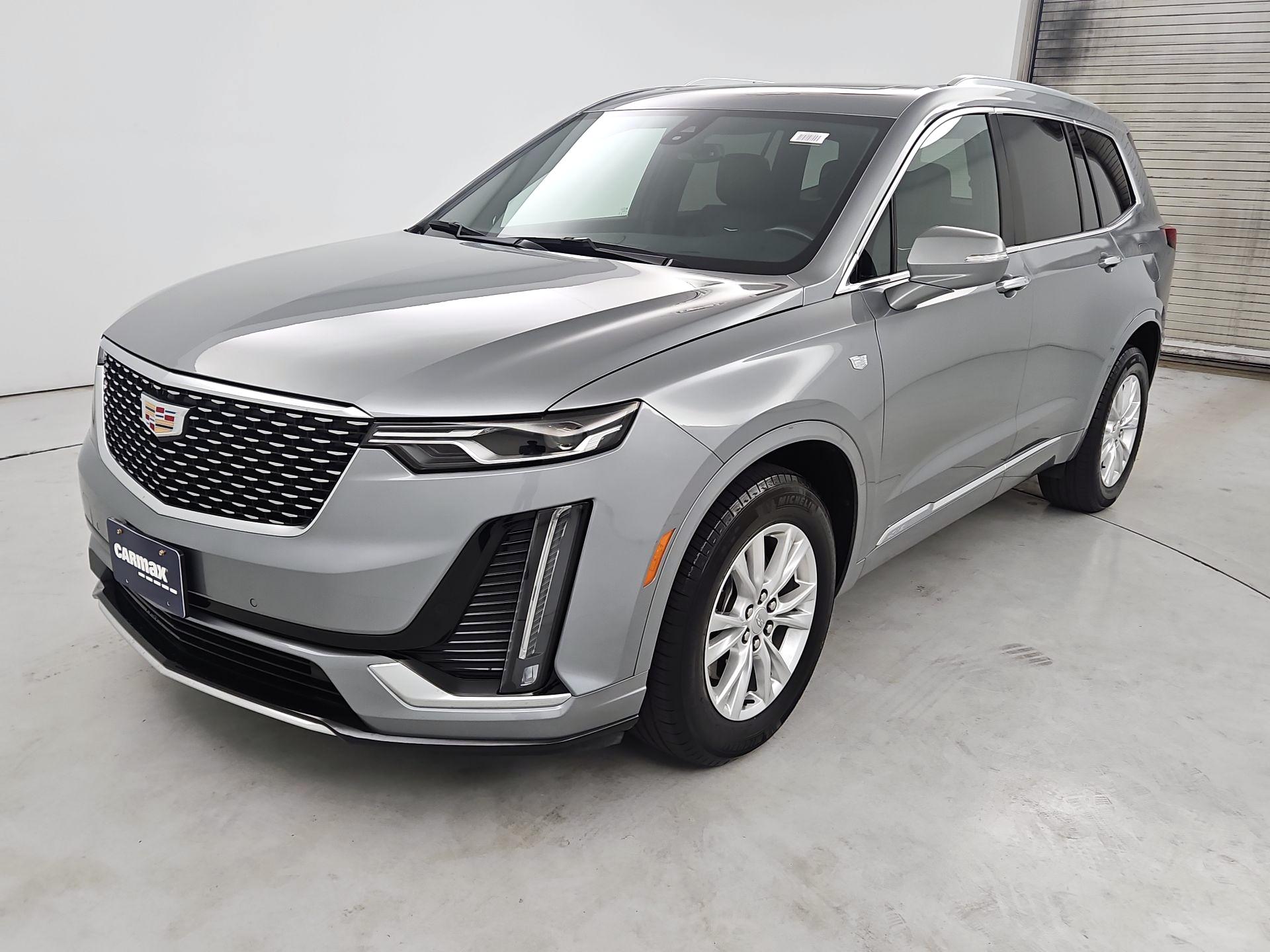 Thumbnail: 2024 Cadillac XT6 - 3