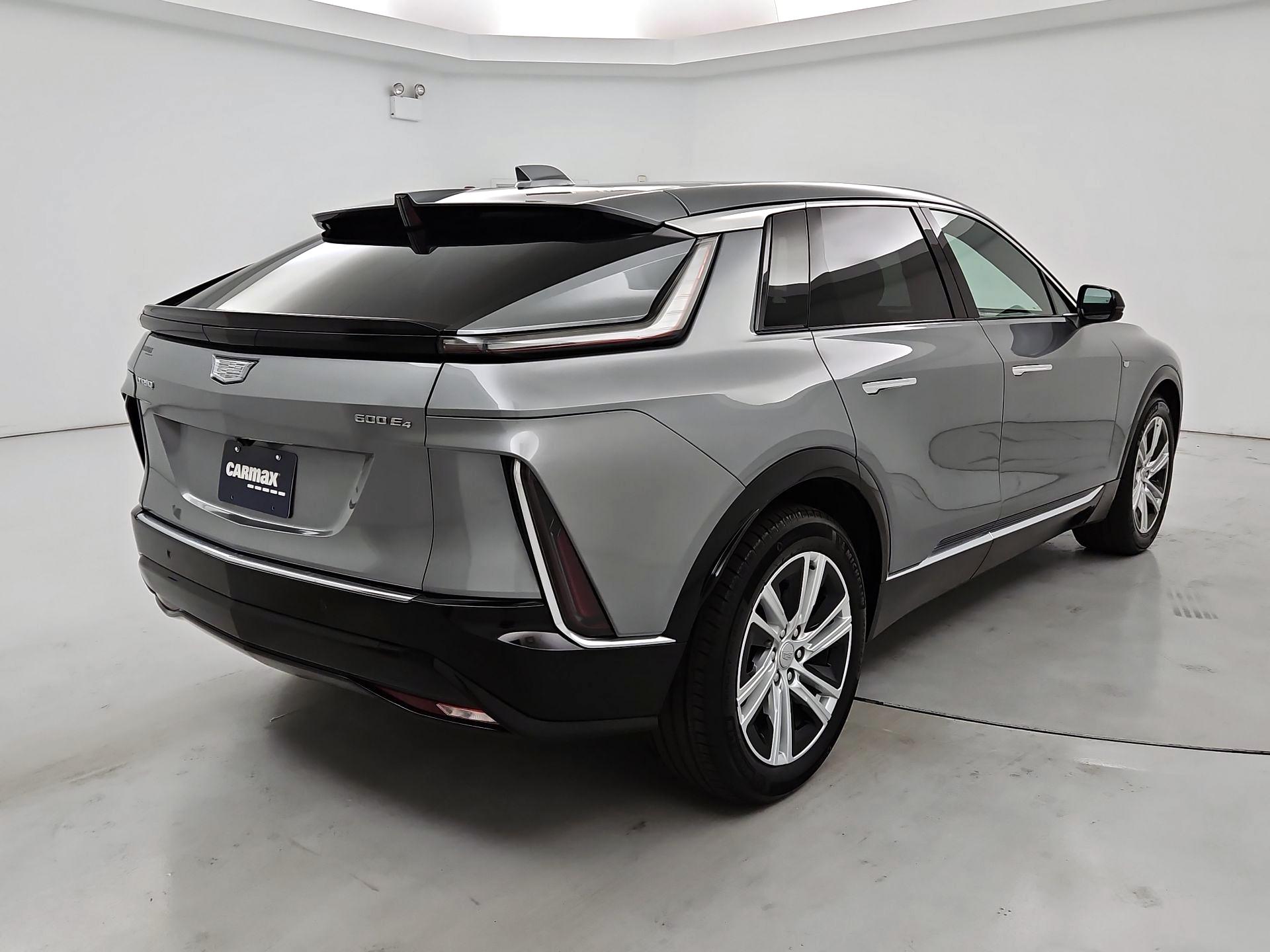 Thumbnail: 2024 Cadillac Lyriq - 5