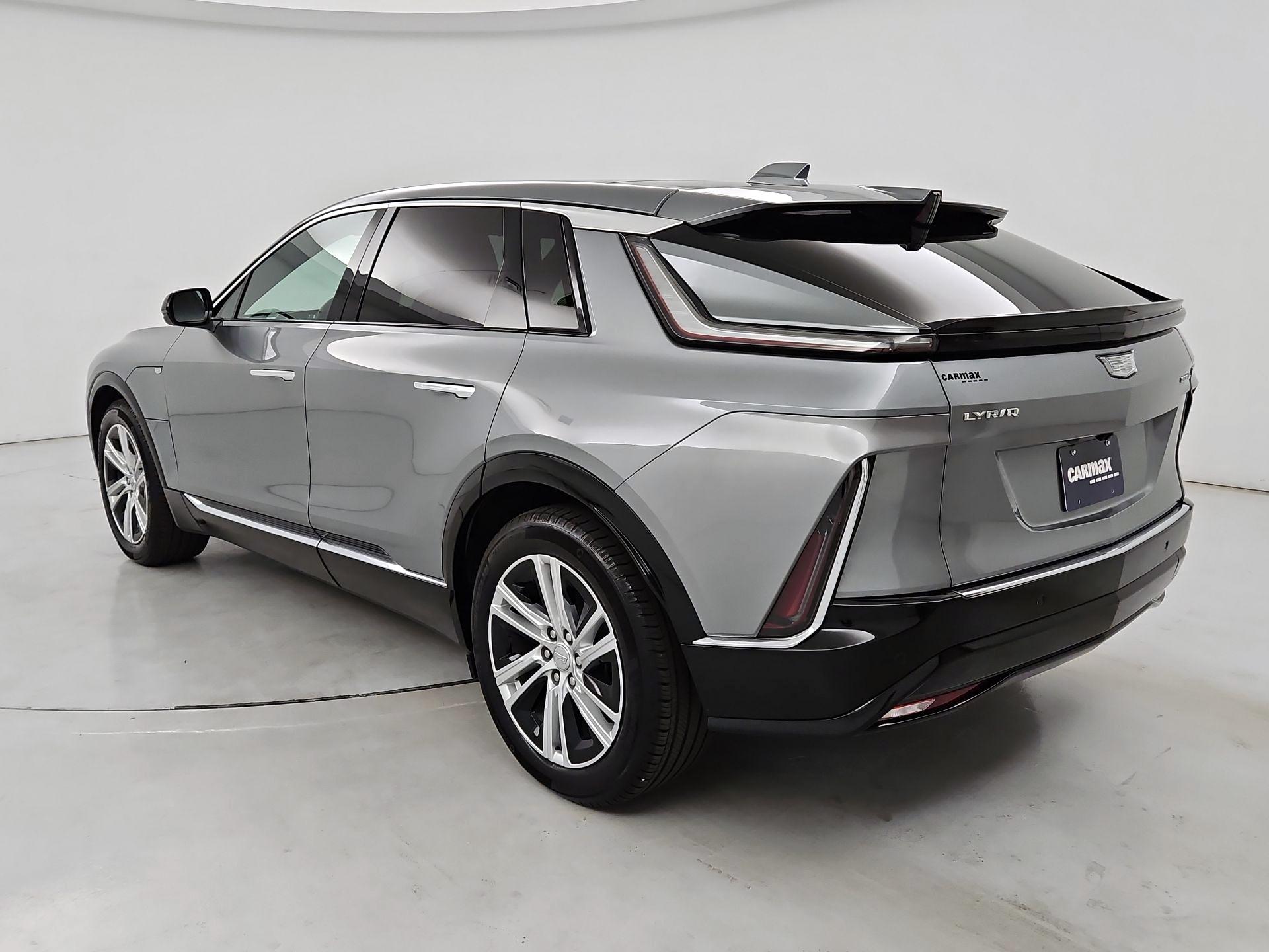 Thumbnail: 2024 Cadillac Lyriq - 7