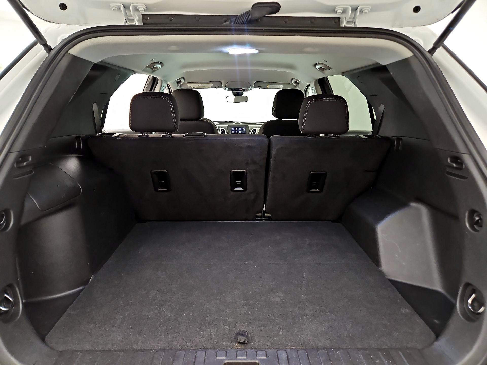 Thumbnail: 2024 Chevrolet Equinox - 18