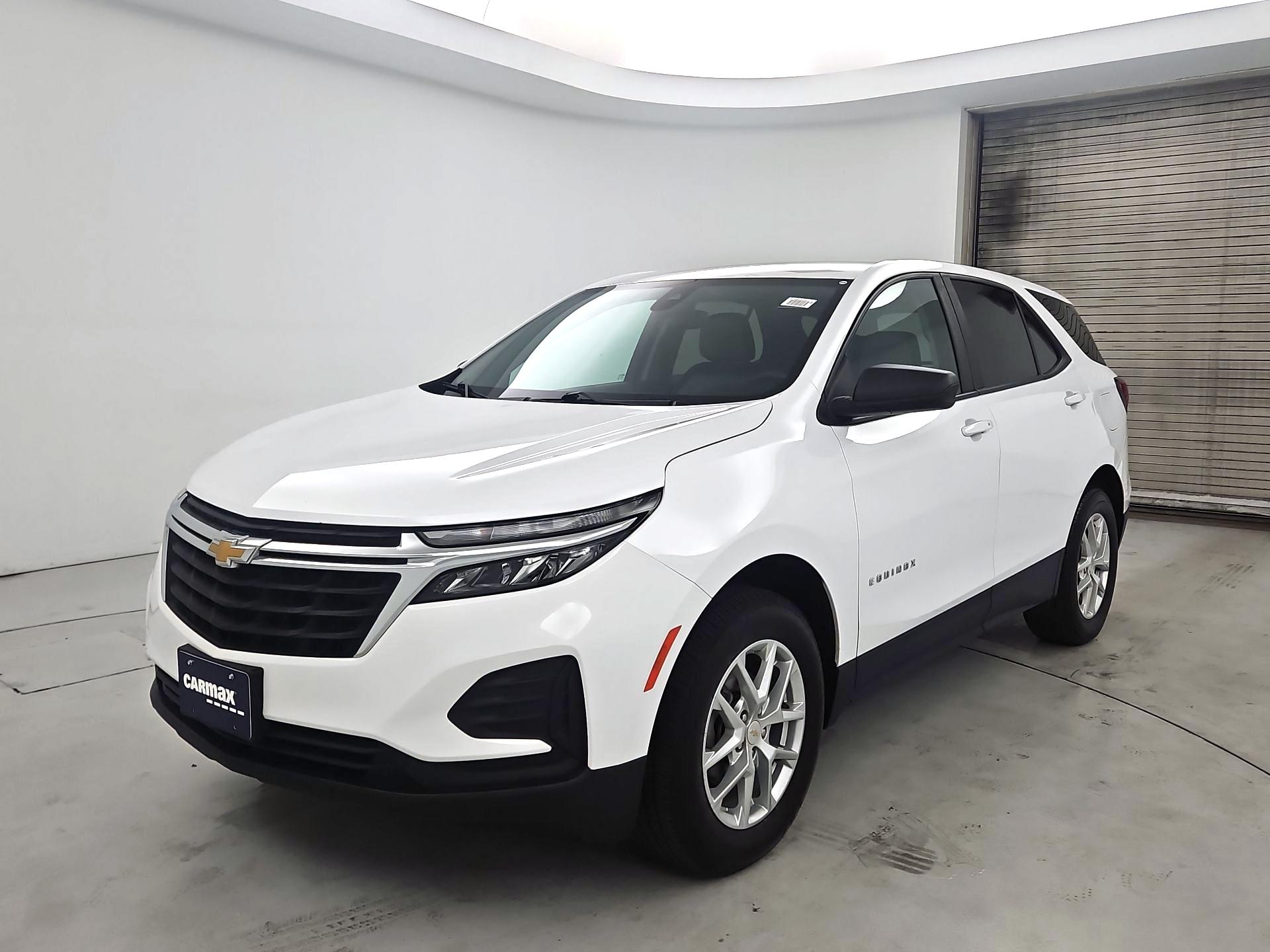 Thumbnail: 2024 Chevrolet Equinox - 3