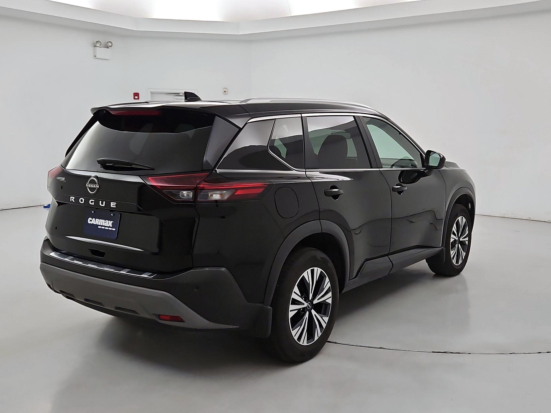 Thumbnail: 2023 Nissan Rogue - 5