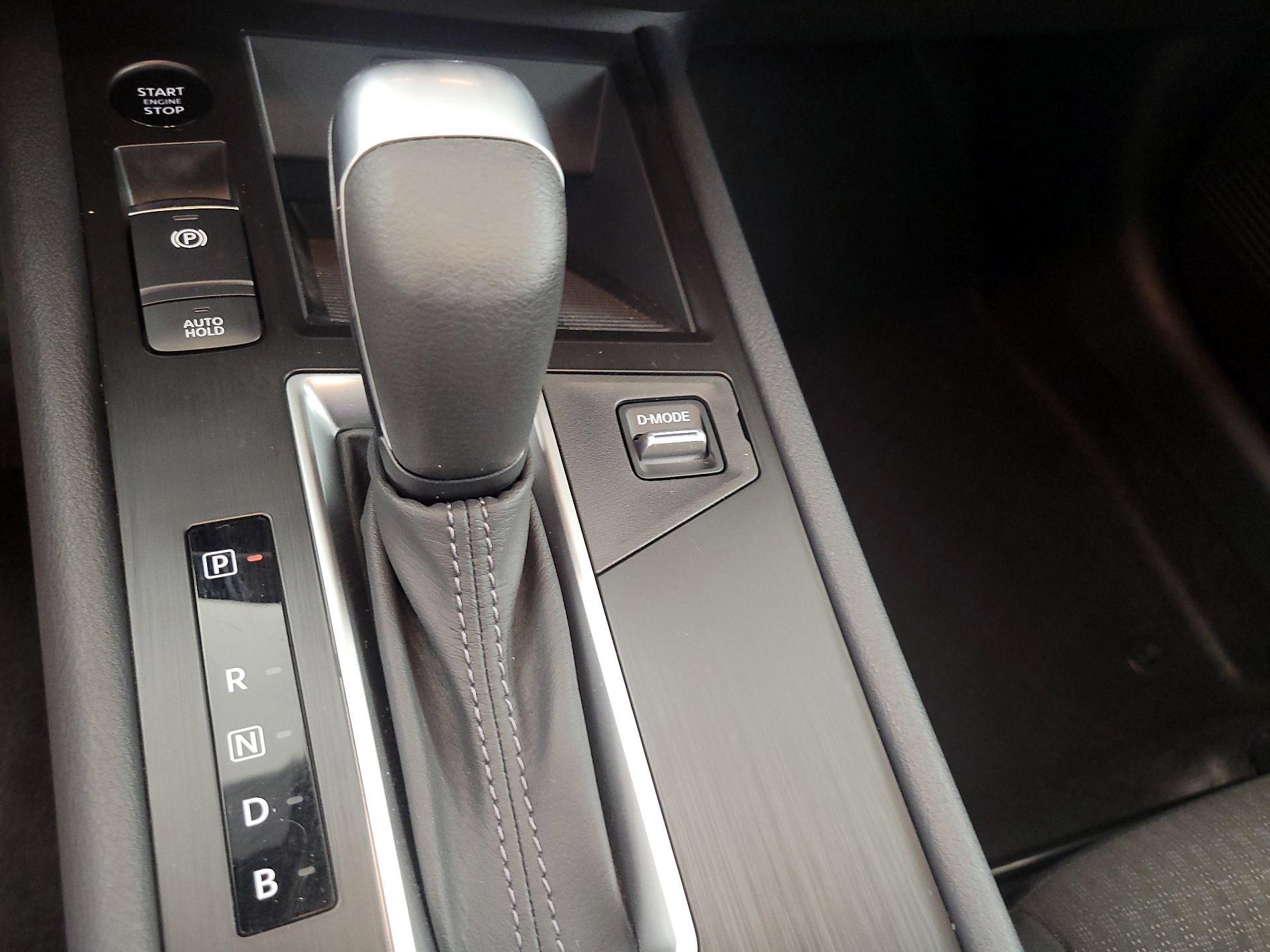 Thumbnail: 2025 Nissan Kicks - 17