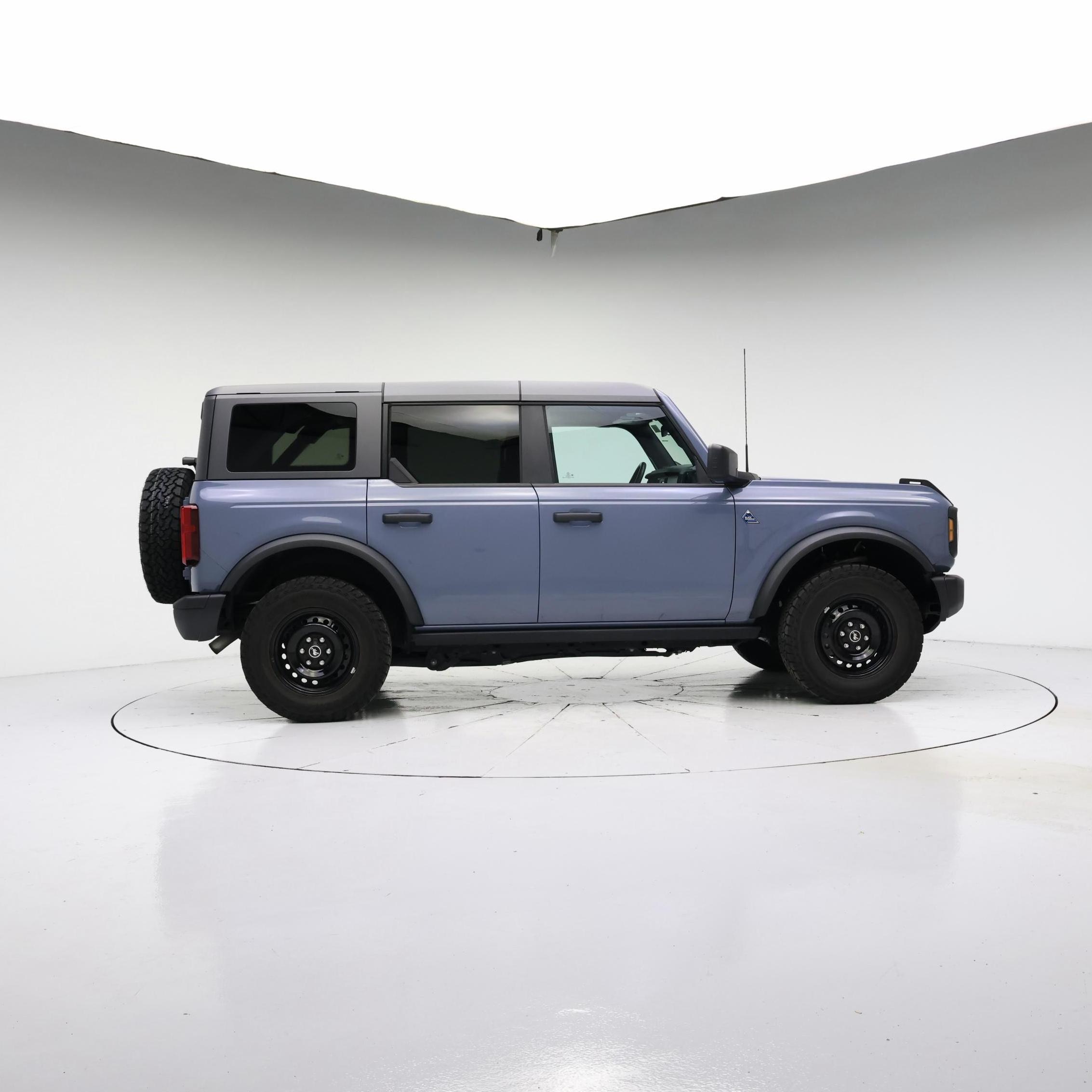 Thumbnail: 2023 Ford Bronco - 3