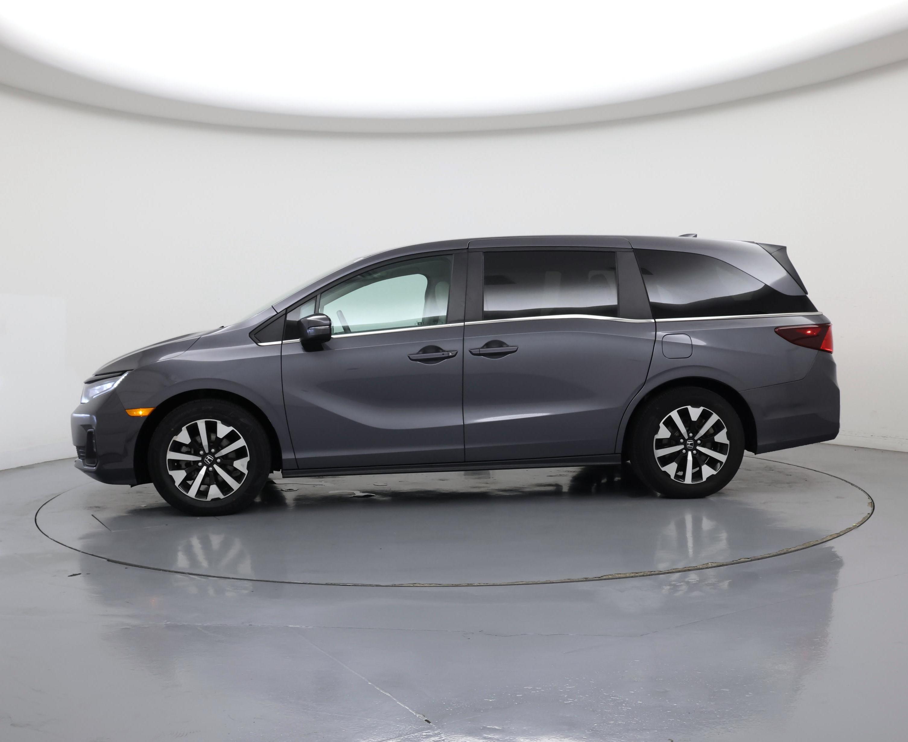 Thumbnail: 2025 Honda Odyssey - 3