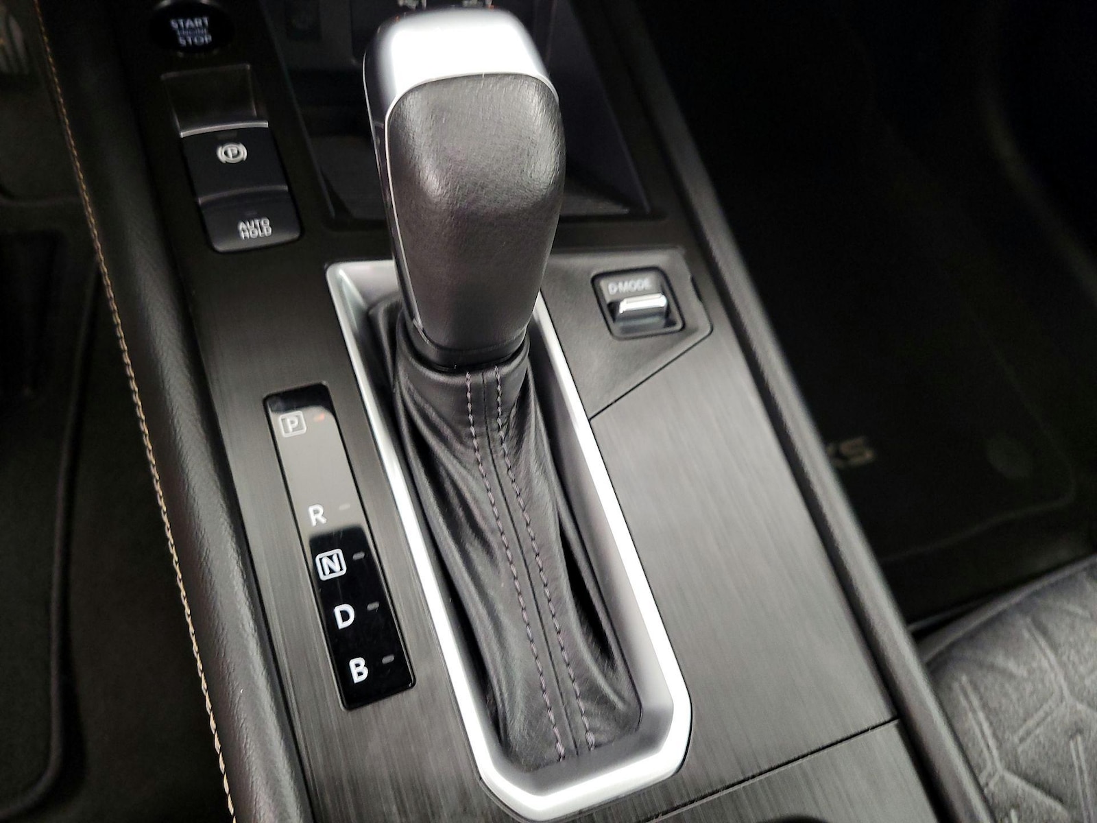 2025 Nissan Kicks SV AWD - Photo 15