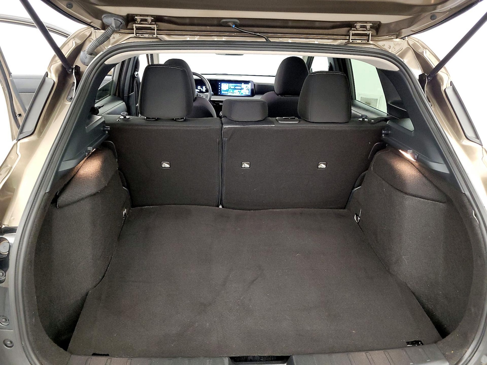 2025 Nissan Kicks SV AWD - Photo 18