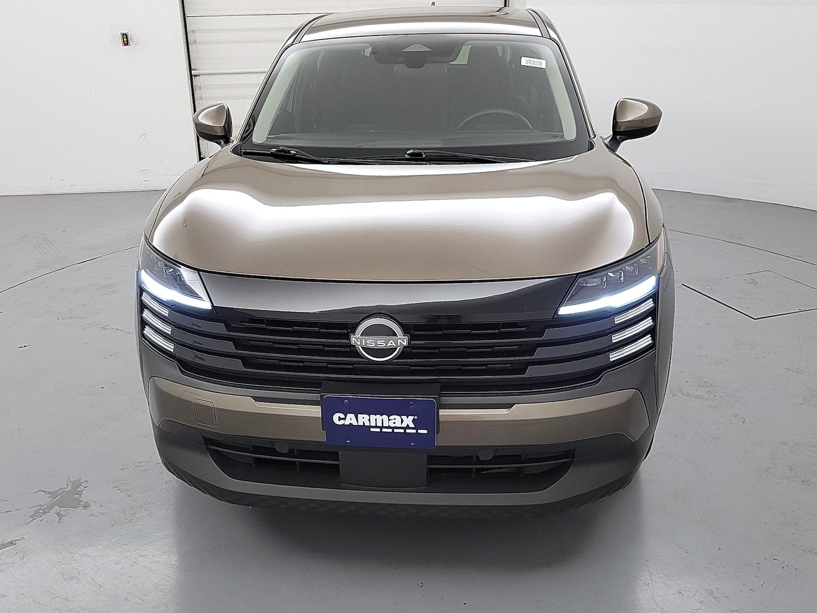 2025 Nissan Kicks SV AWD - Photo 2